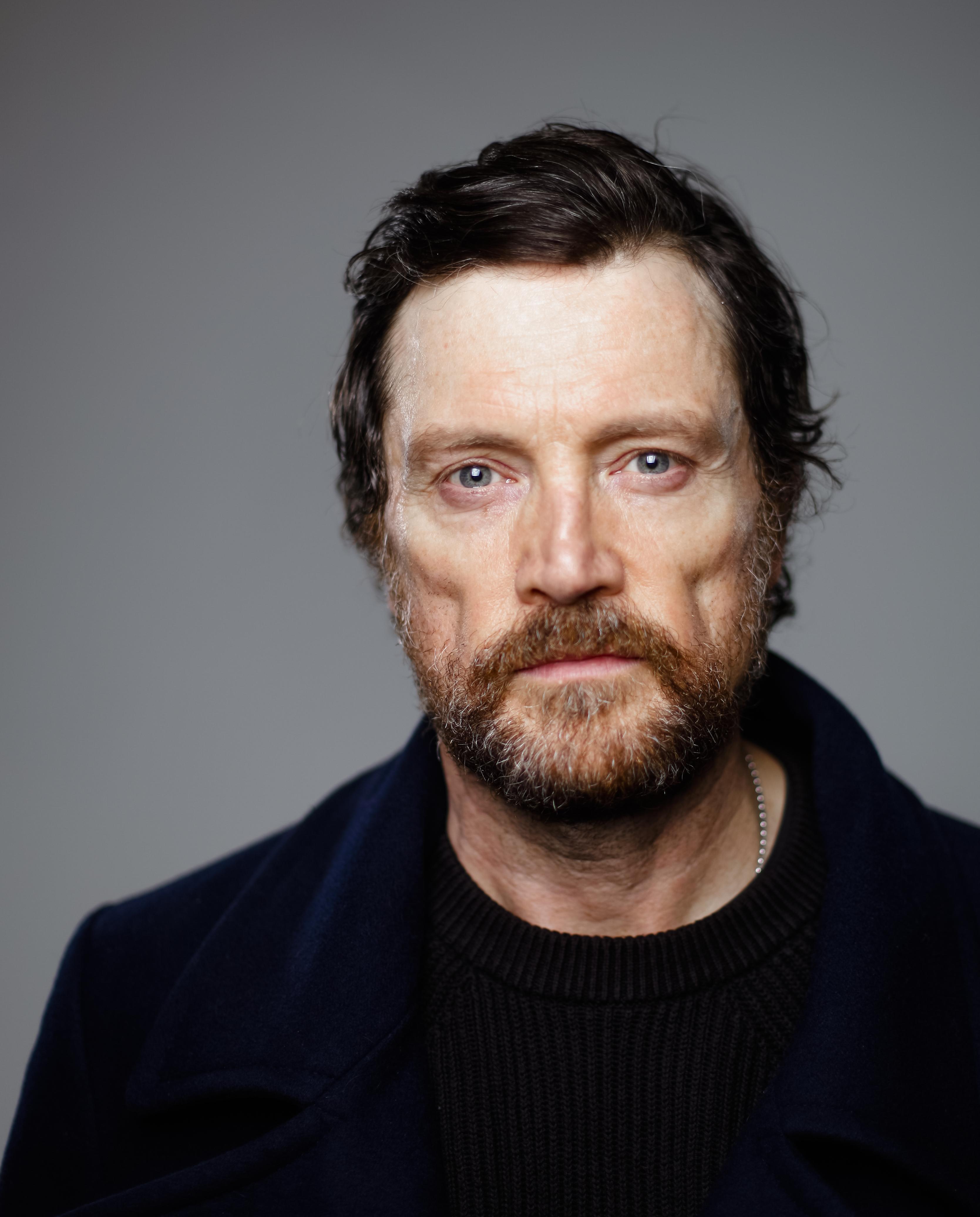 actor Steve Wall large photo