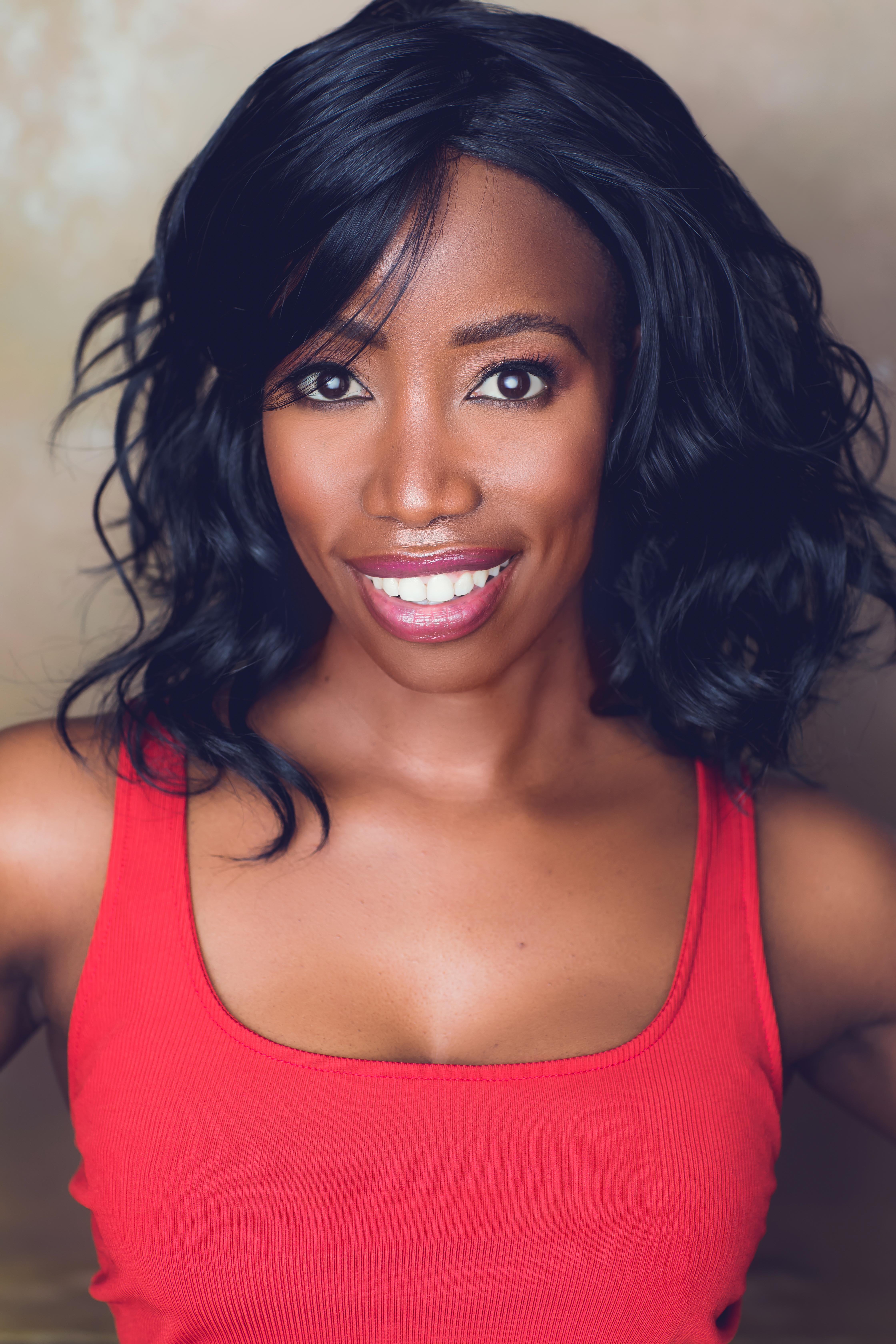 actor Maggie Benedict large photo