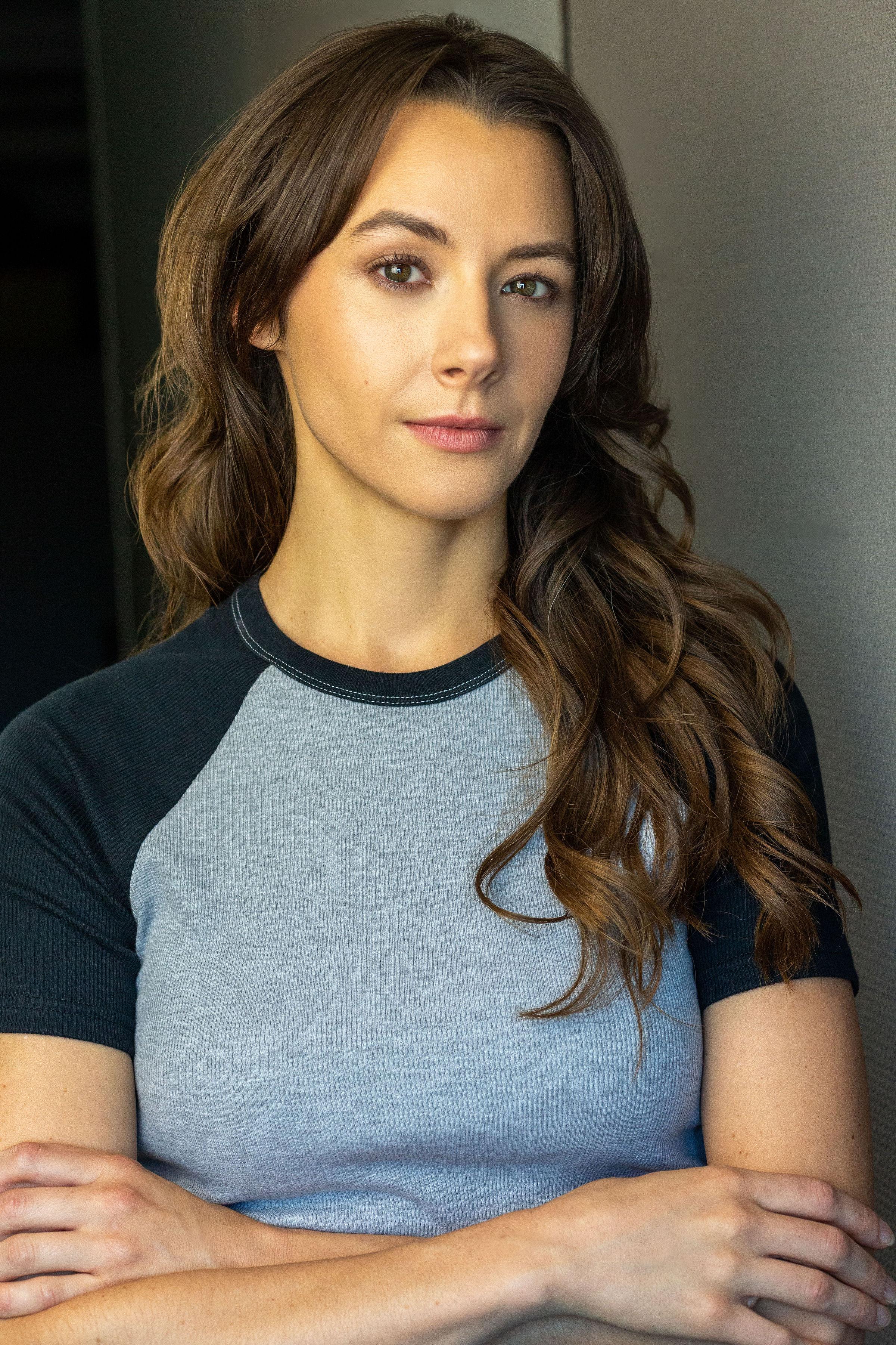 actor Olivia Hendrick large photo