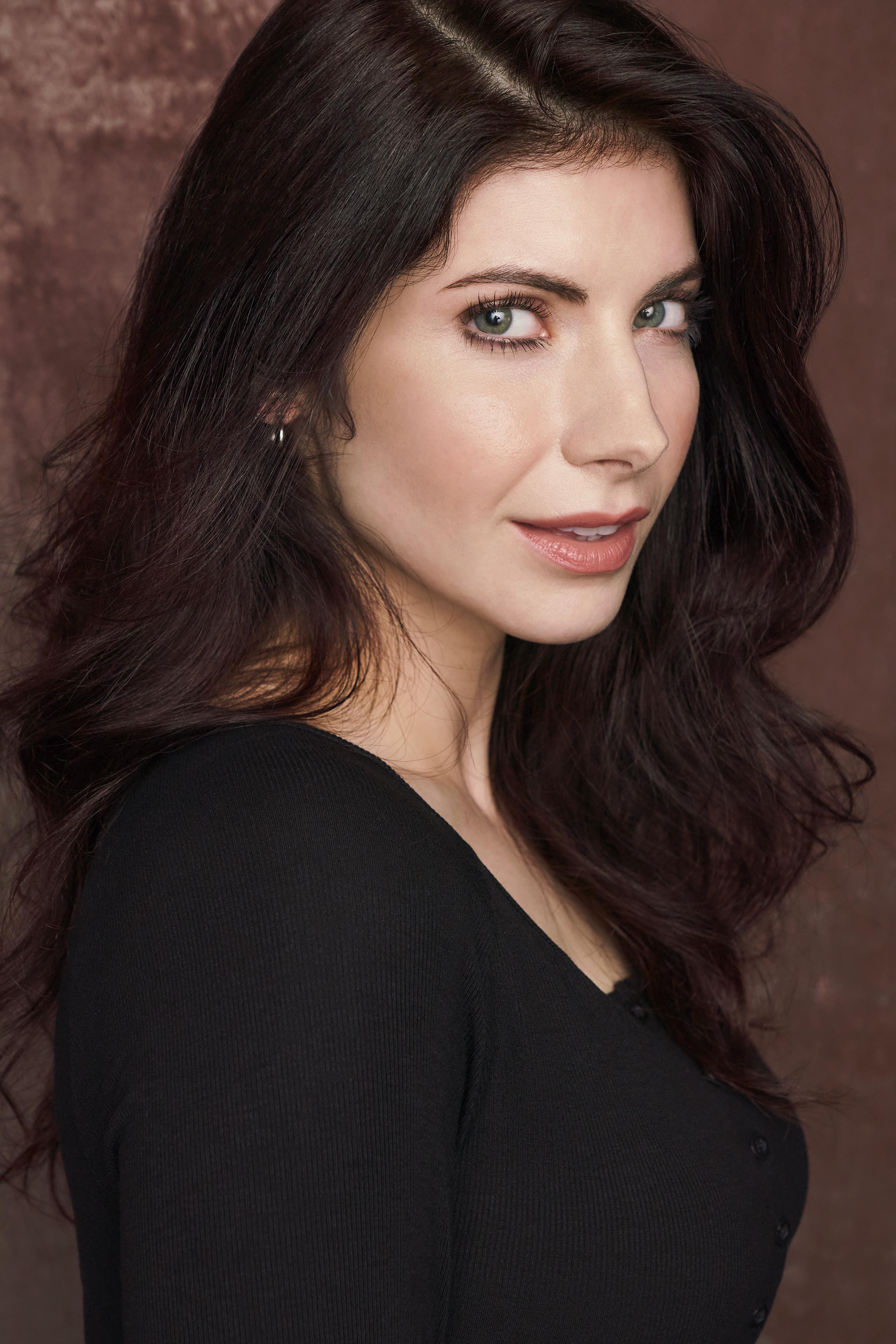 actor KateLynn E. Newberry large photo