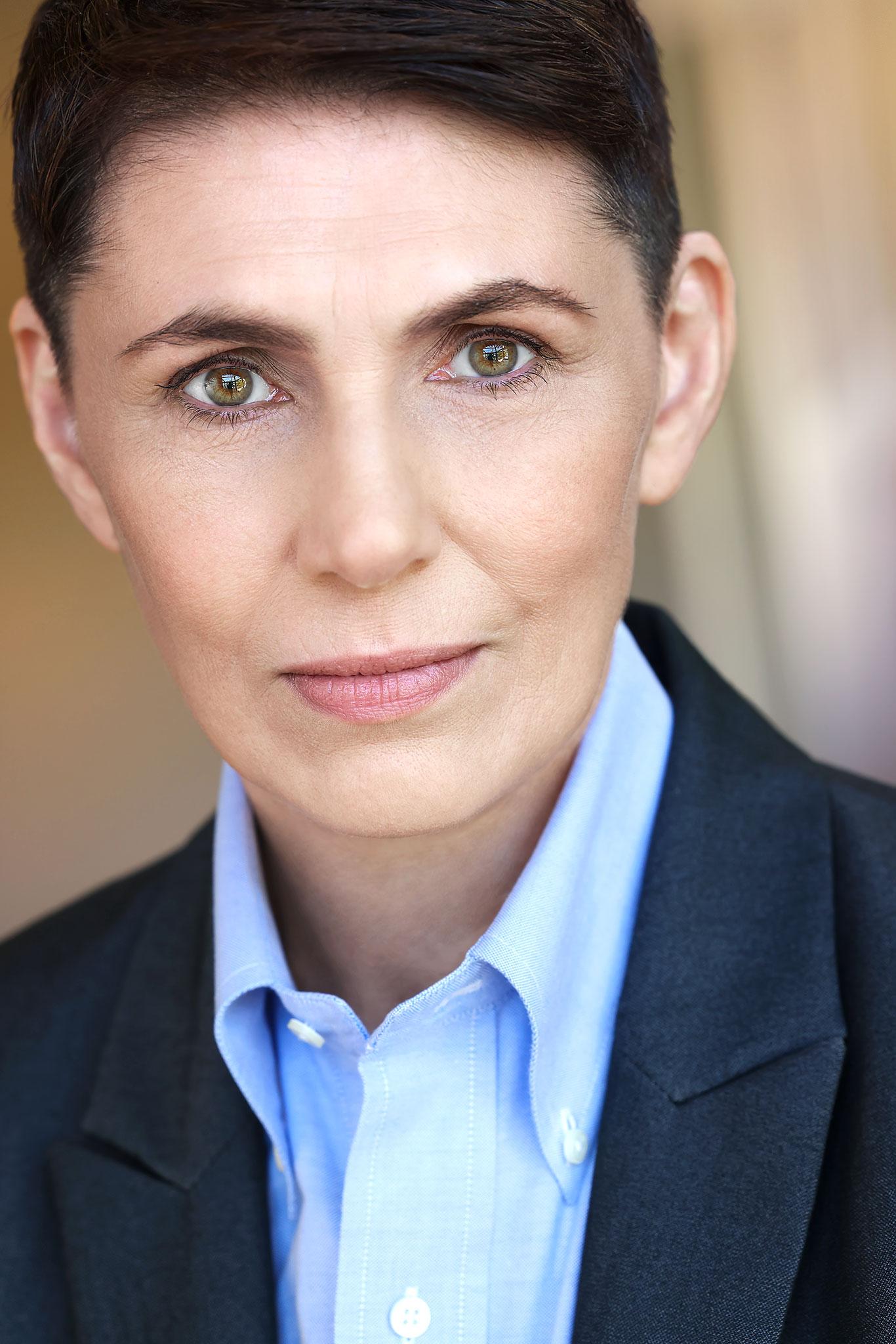 actor Cailin McDonald large photo