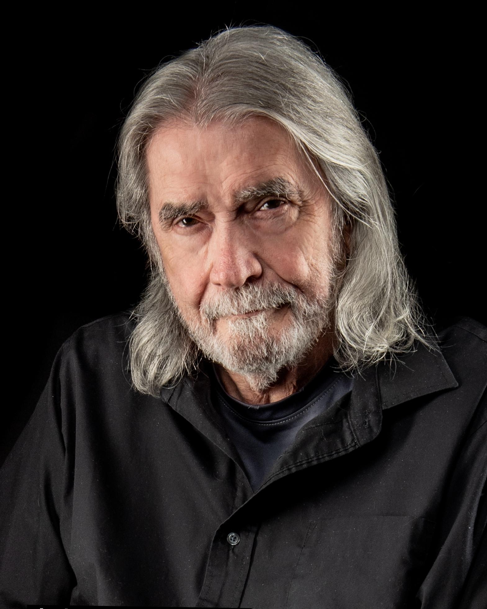 actor Johnny McPhail large photo