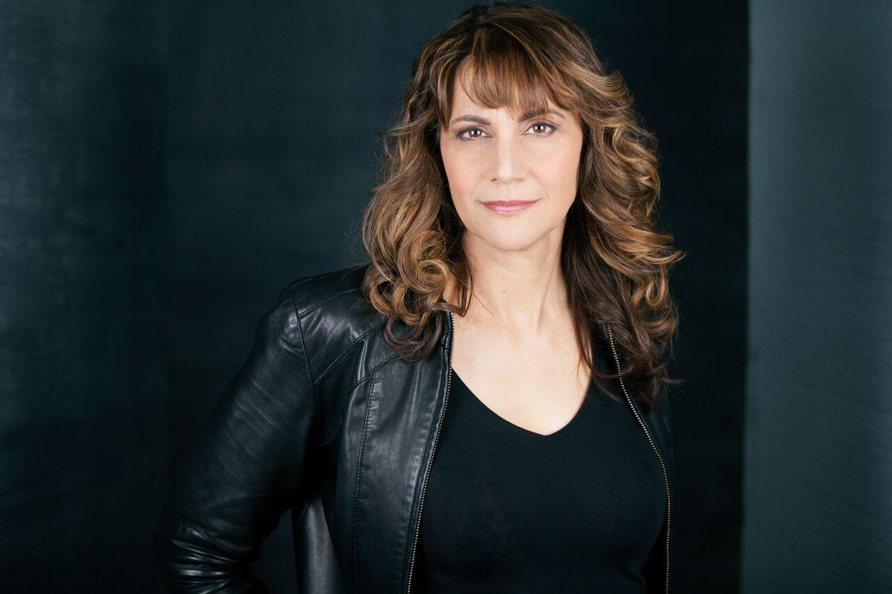 actor Laura Di Cicco large photo