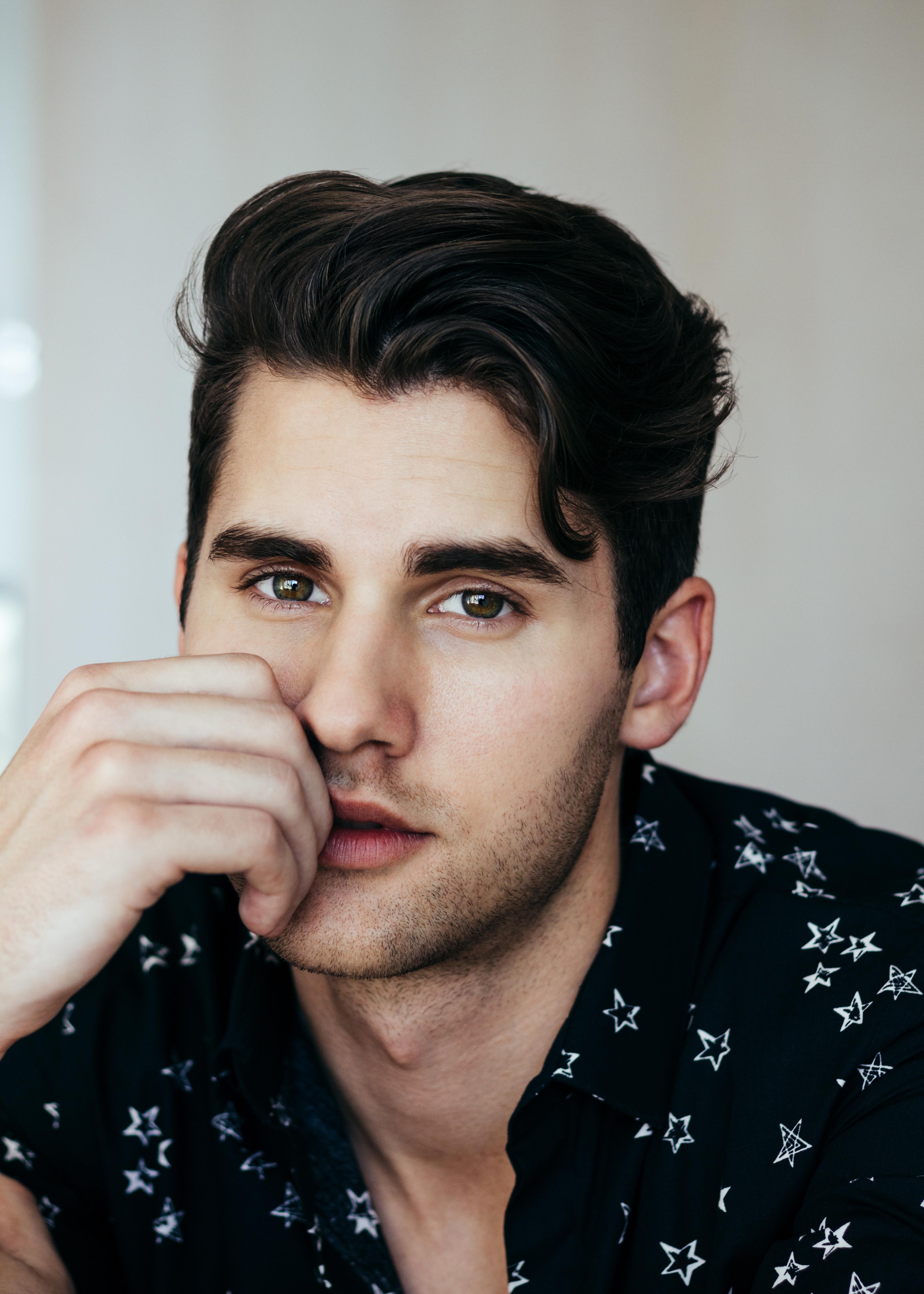 actor Philip McElroy large photo