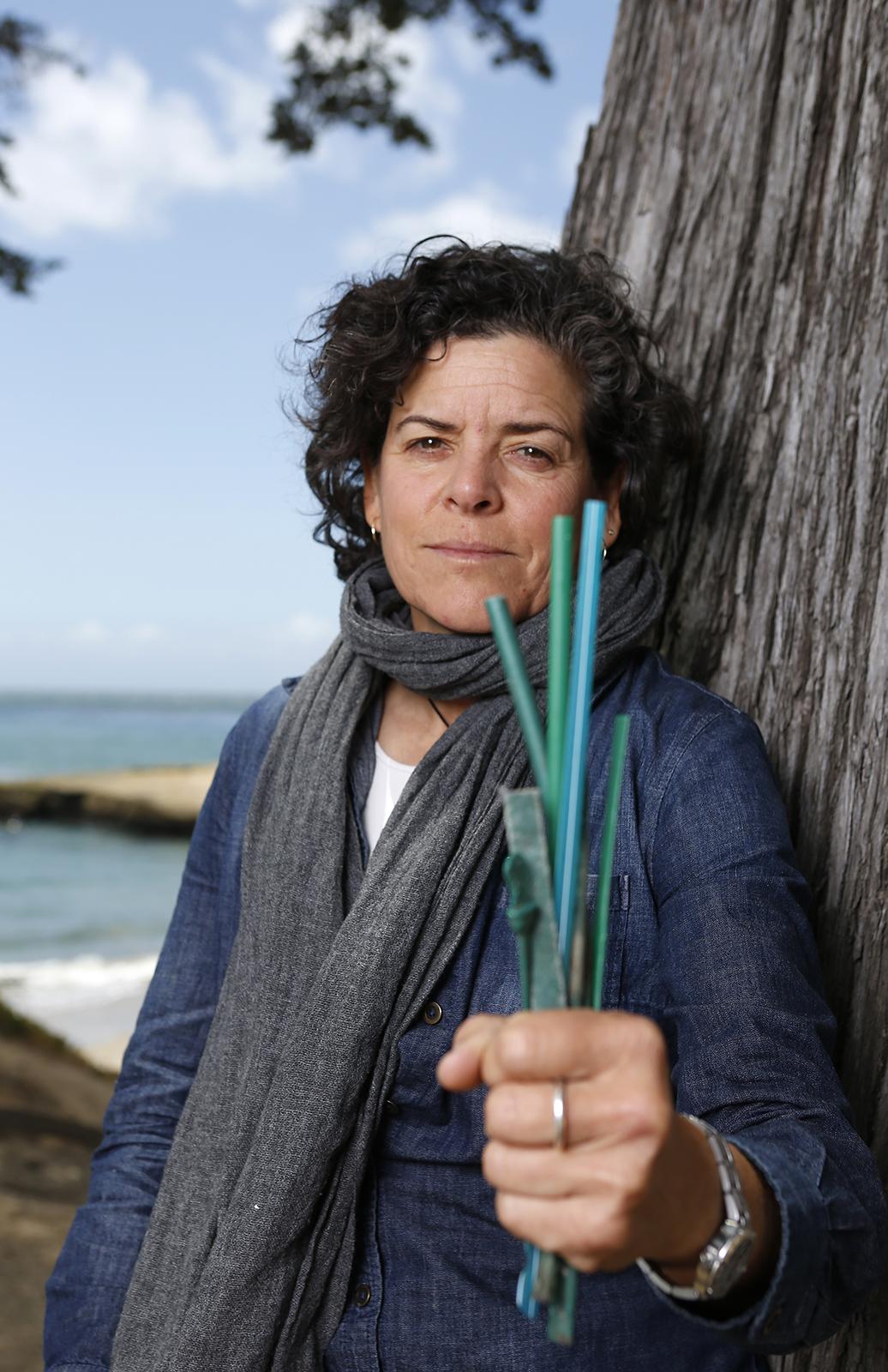 actor Jackie Nuñez large photo