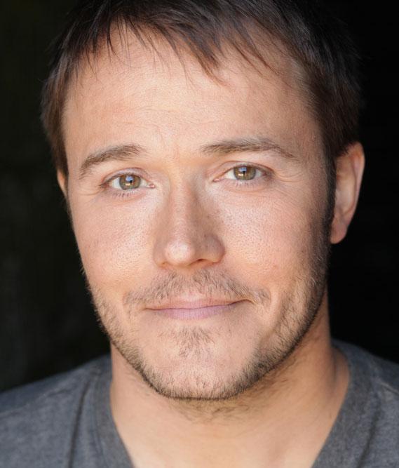 actor Mike McNamara large photo