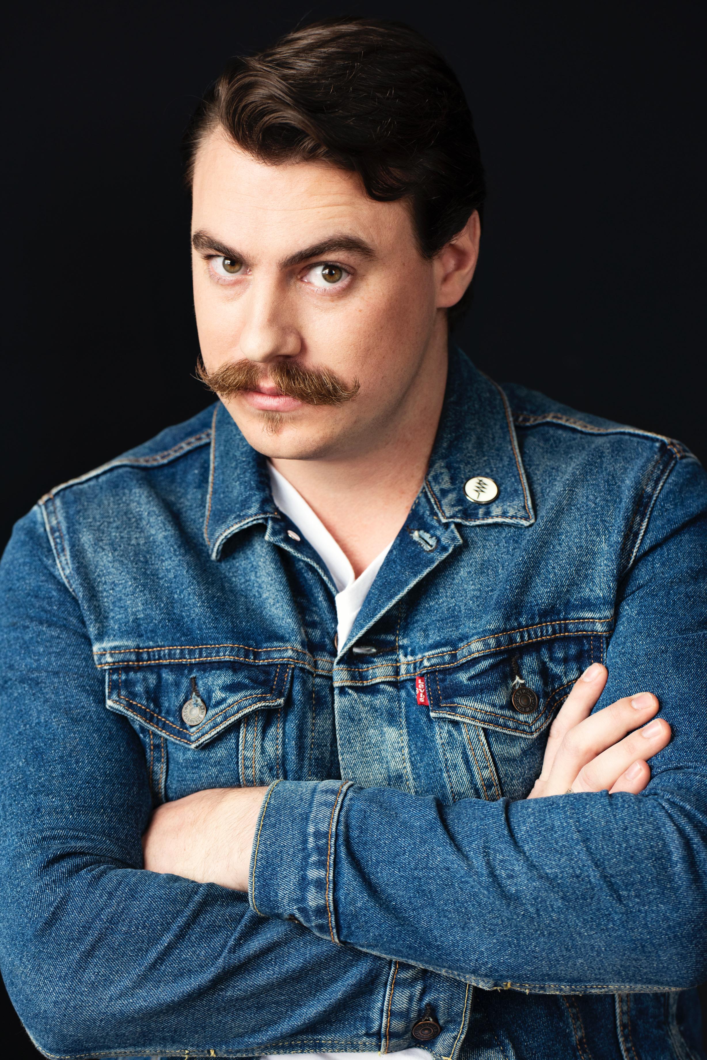 actor Hayden Mackey large photo