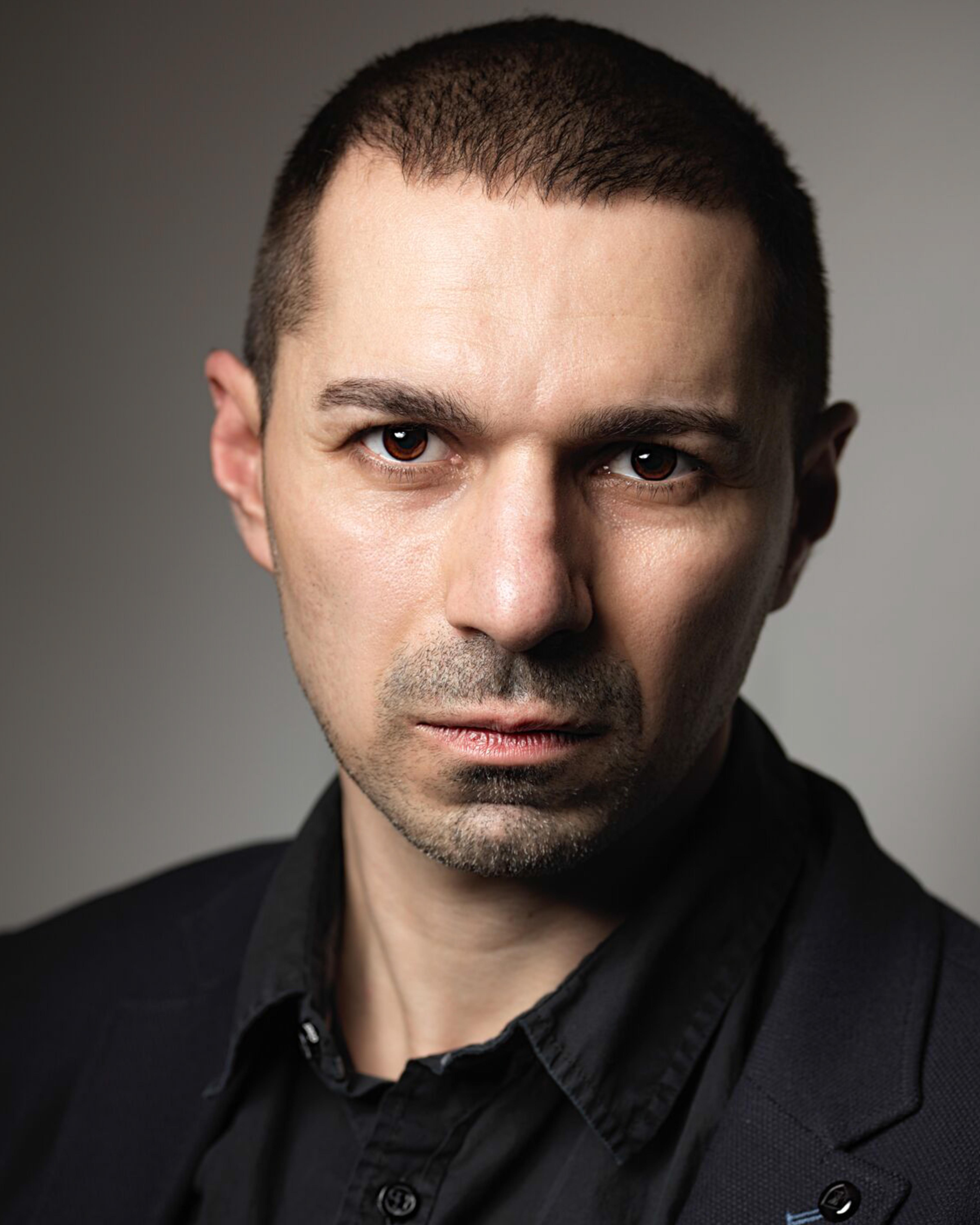 actor Mo El-Zaatari large photo