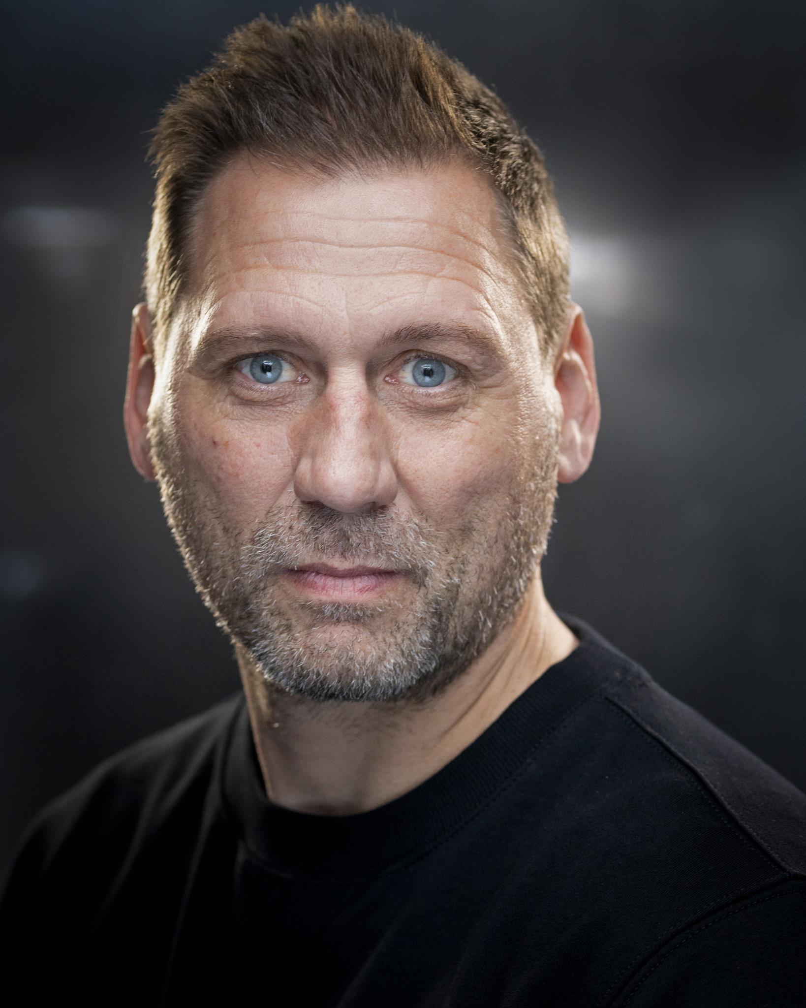 actor Nathanjohn Carter large photo