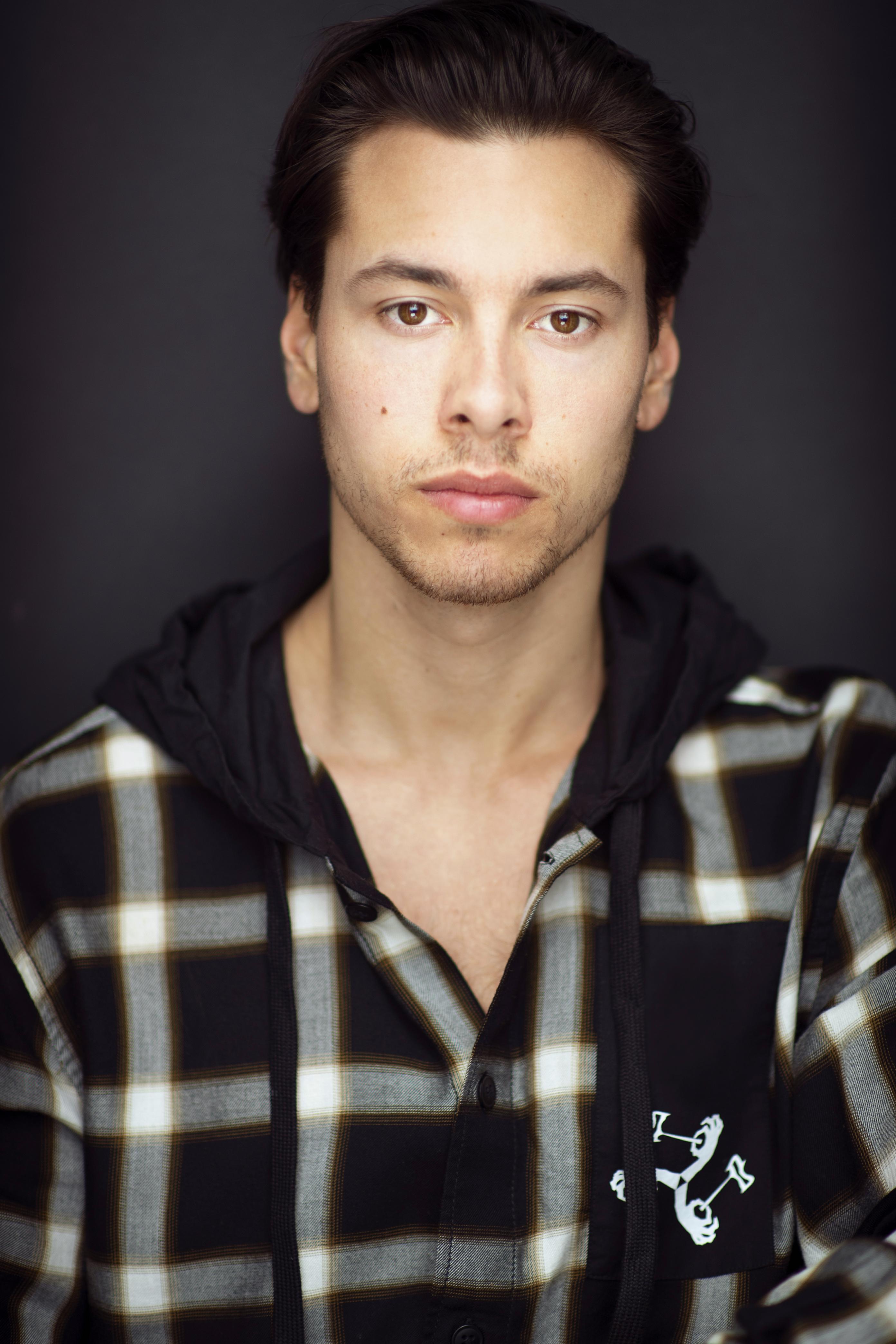 actor Keanu Gonzalez large photo