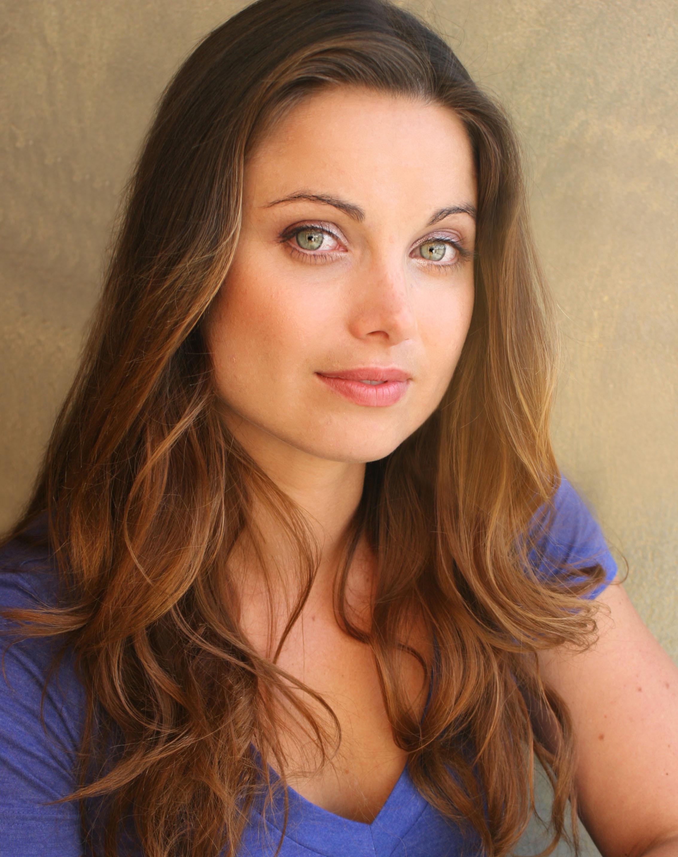 actor Chelsea Bruland large photo