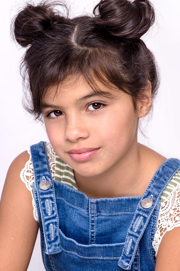 actor Ashly Kay Monei large photo