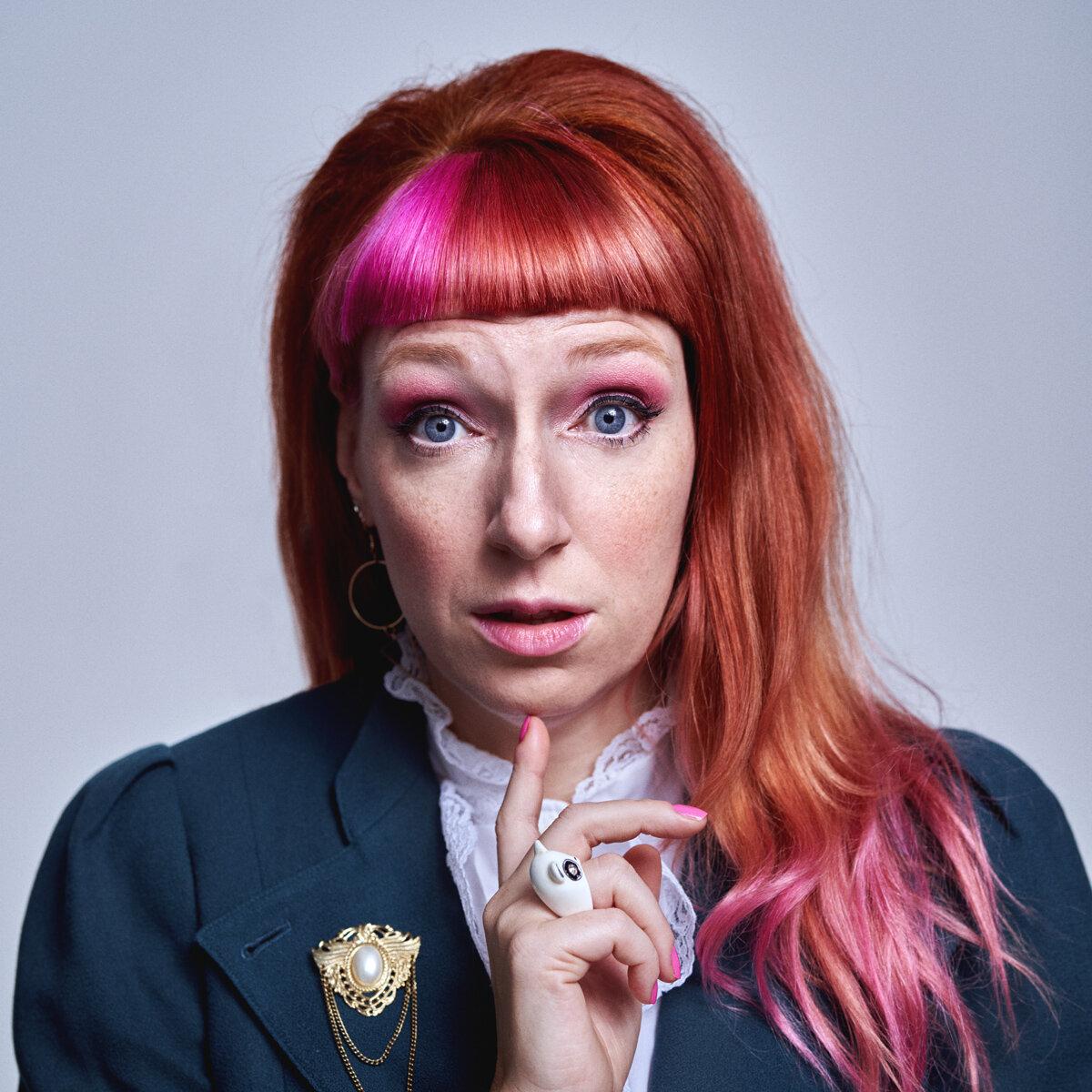 actor Josefin Johansson large photo