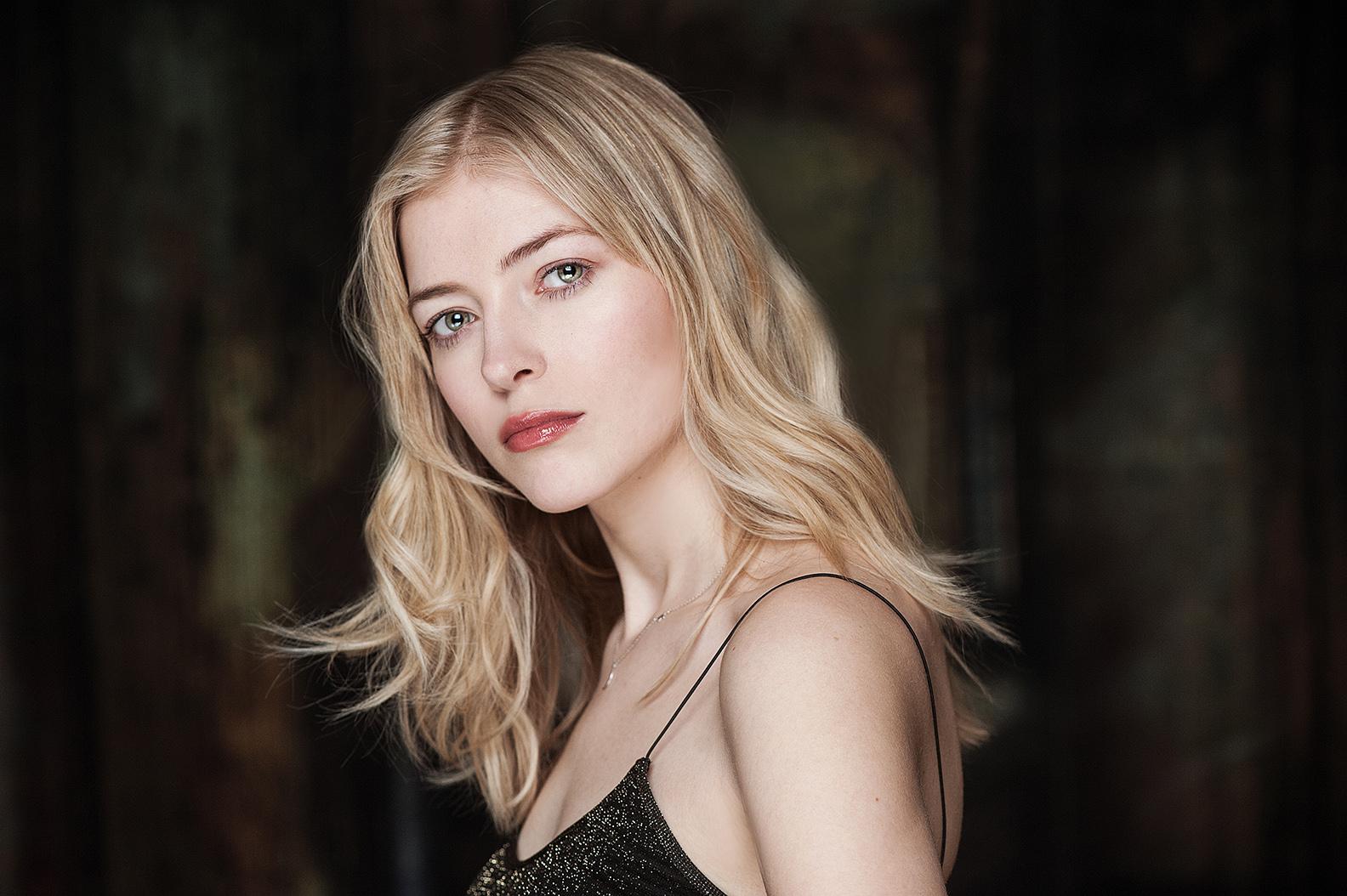 actor Eva Link large photo