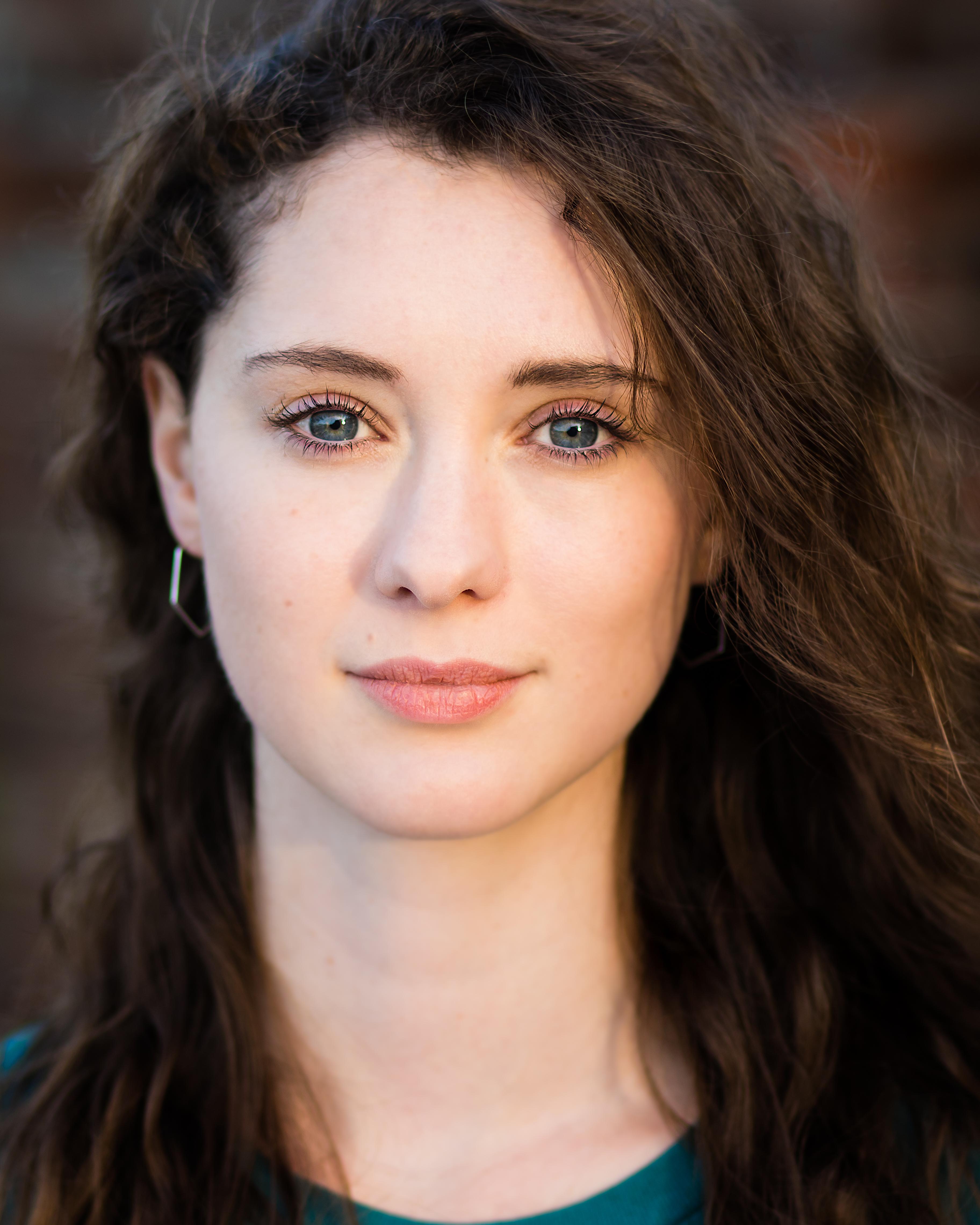 actor Rose Muirhead large photo