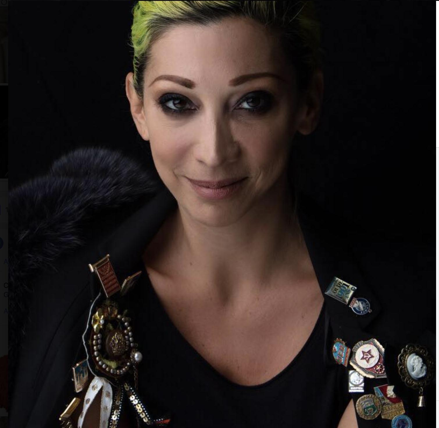 actor Ami Goodheart large photo