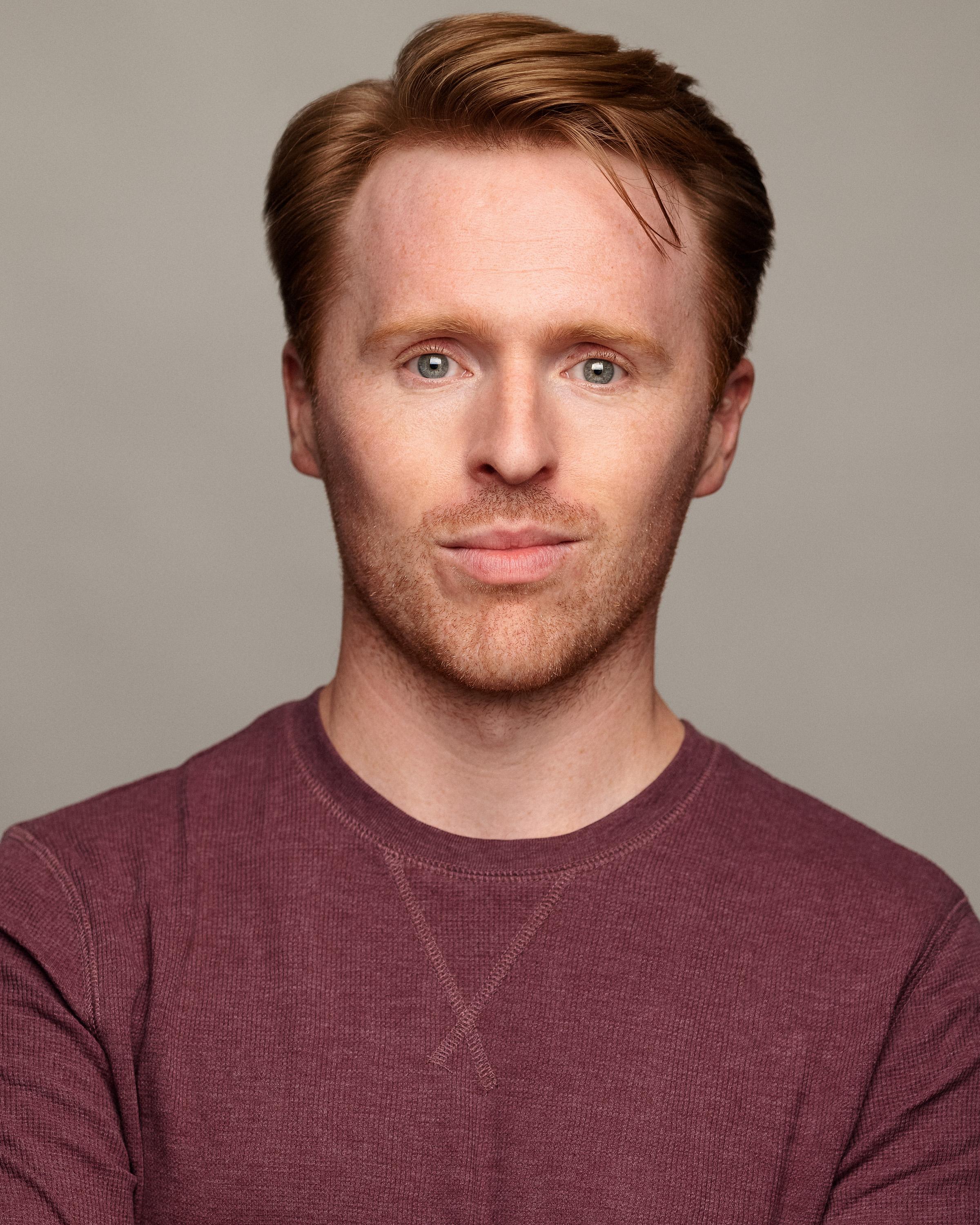 actor Iain Batchelor large photo