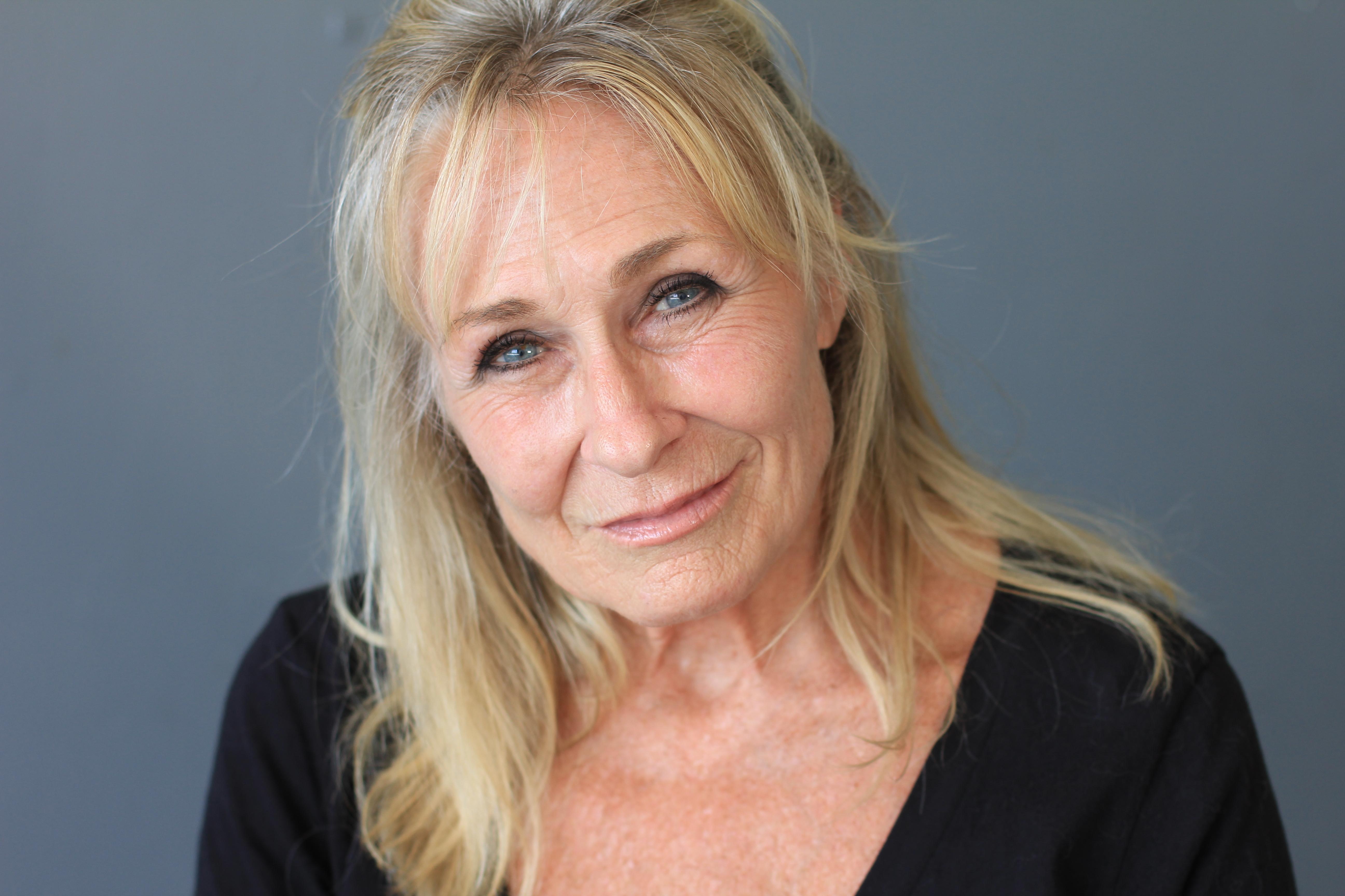 actor Susan Gayle Watts large photo