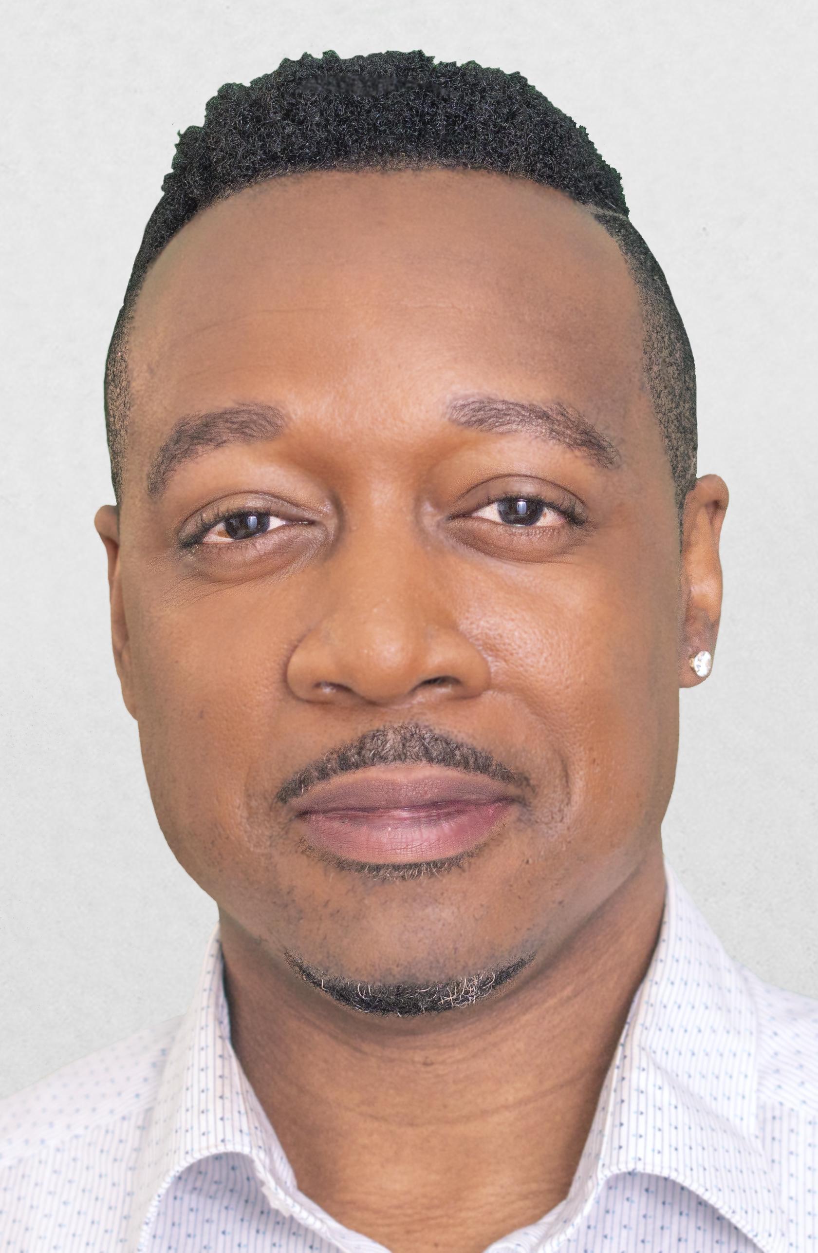 actor Pryde Pierce large photo