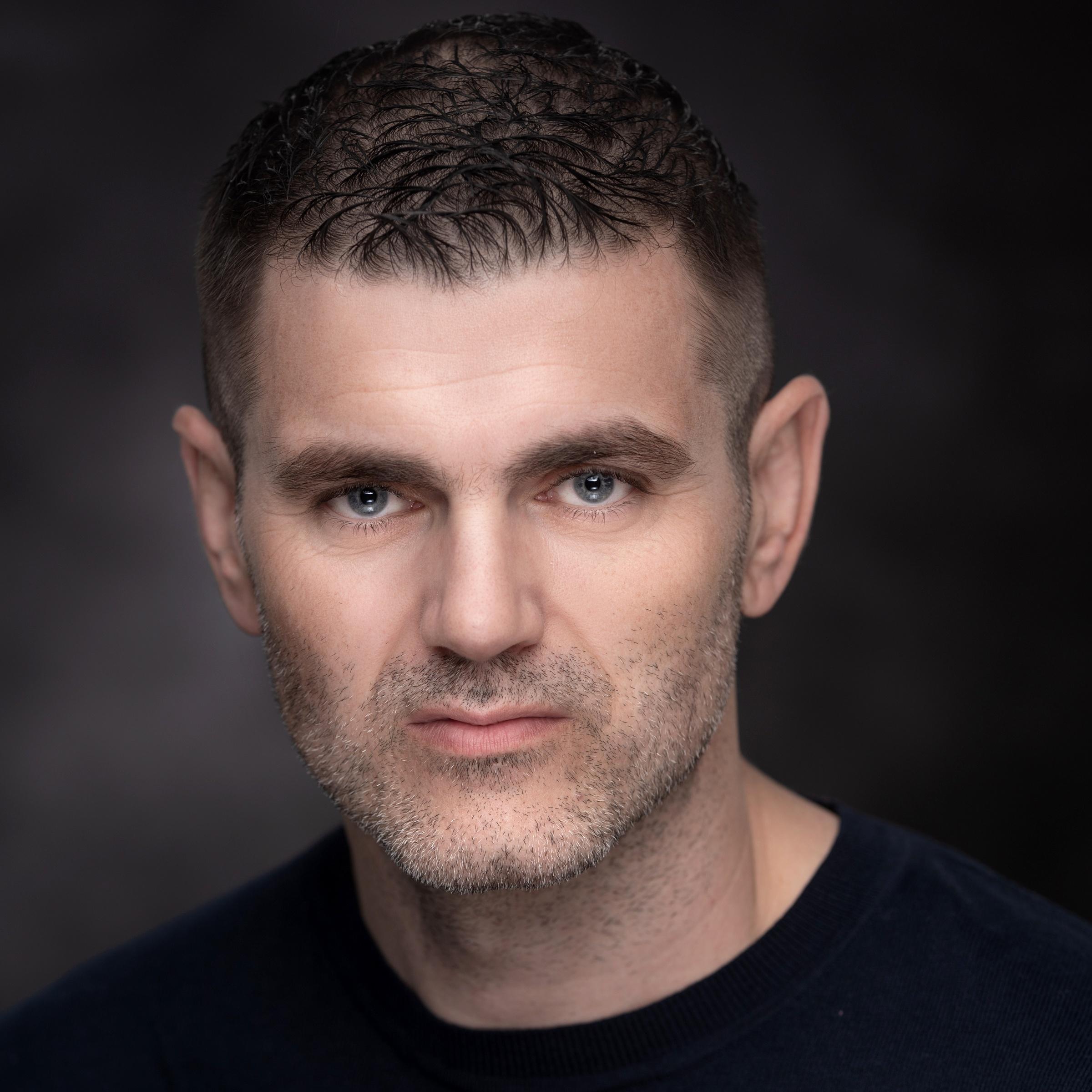 actor Ryan Enever large photo