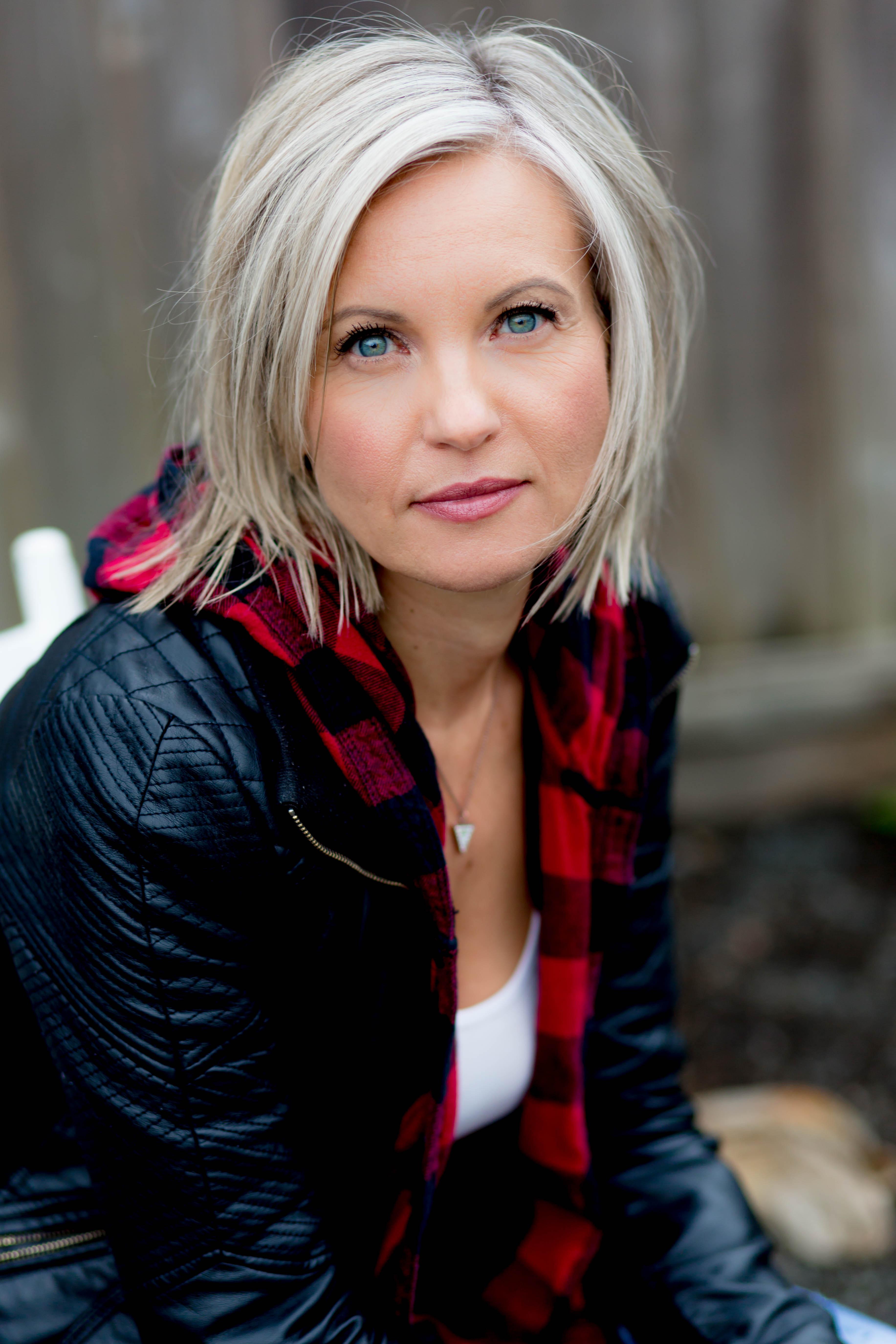 actor Roz Murray large photo