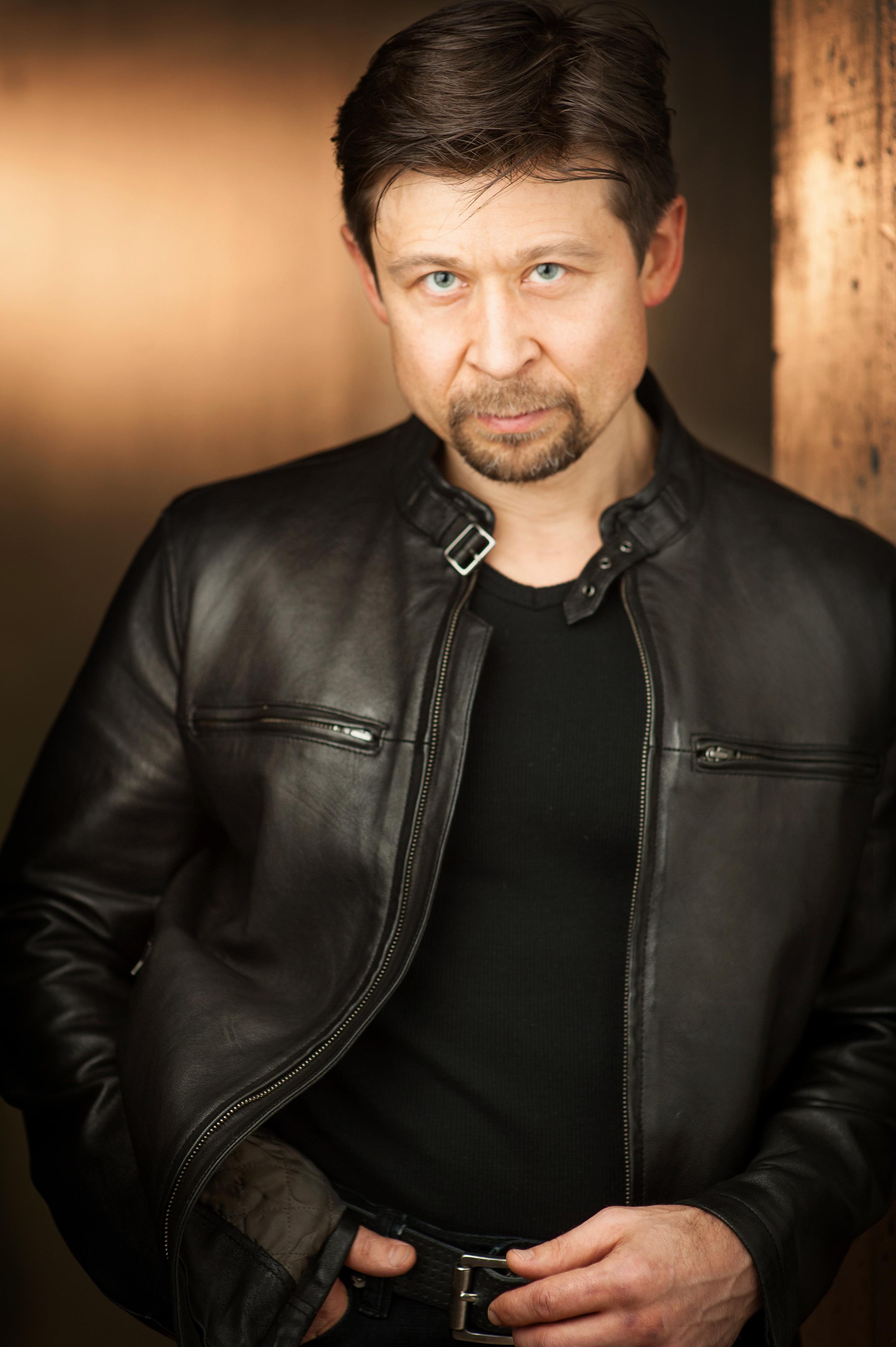 actor Andrei Kovski large photo