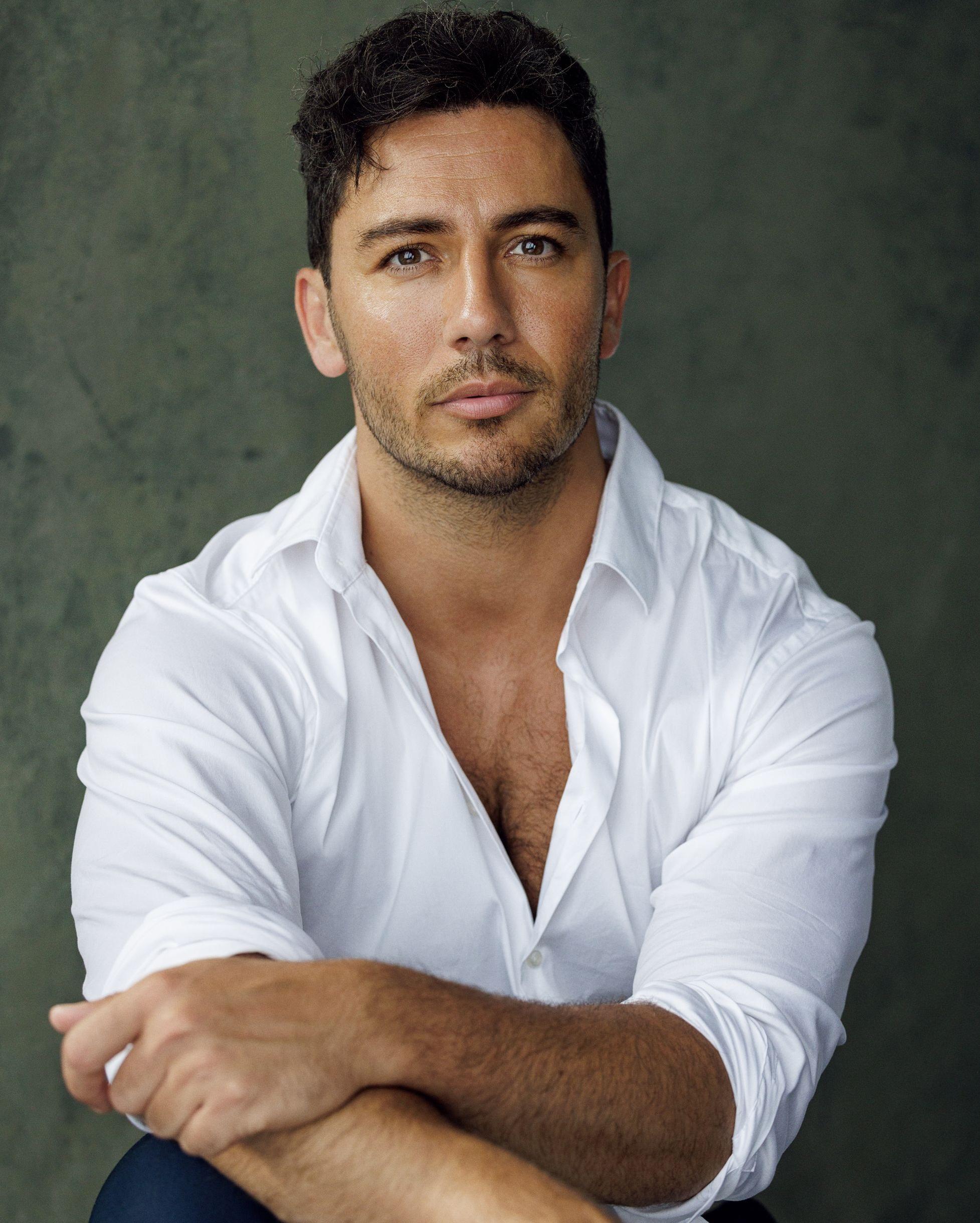 actor Leeshon Alexander large photo