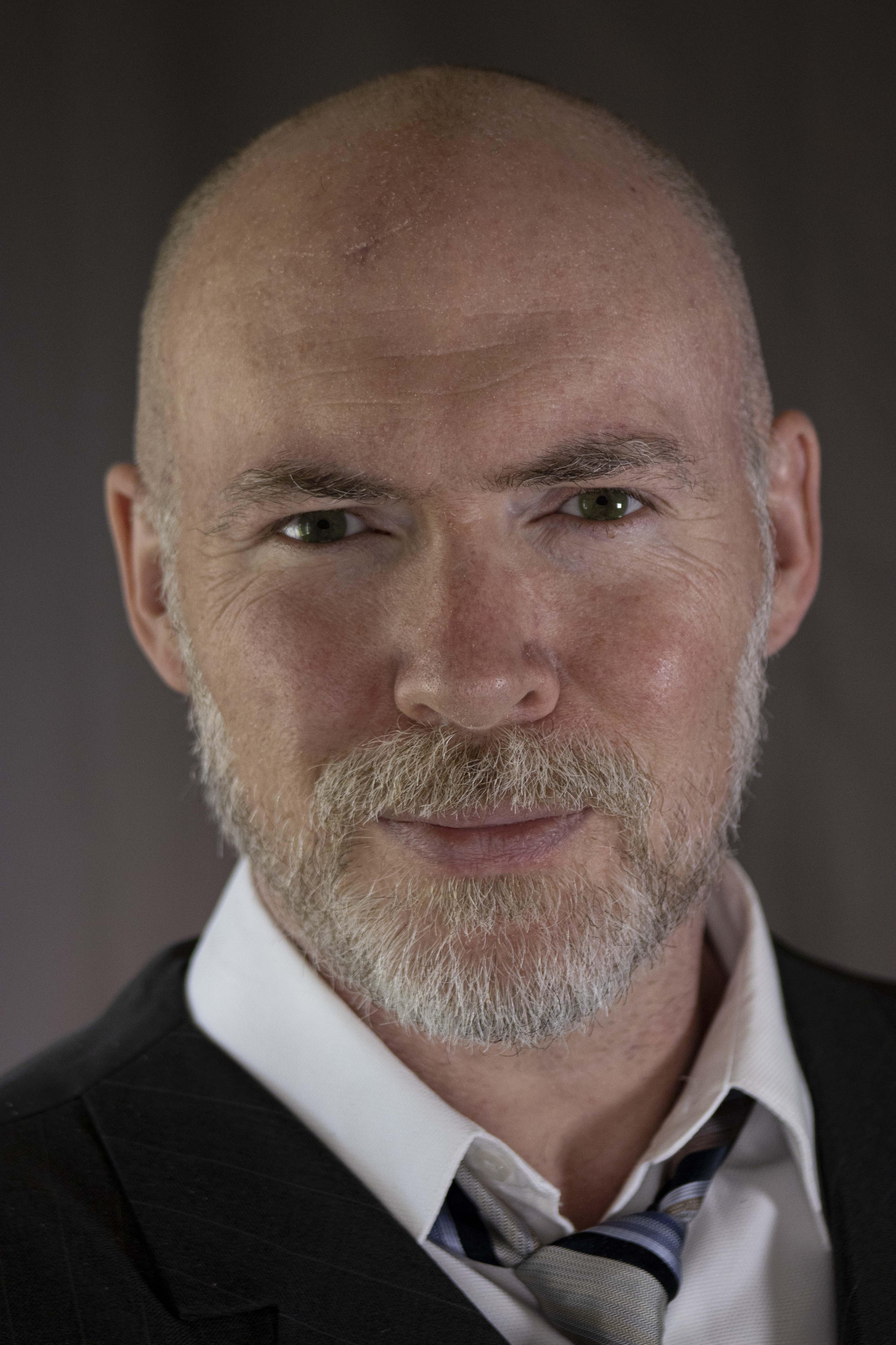 actor Shawn Cahill large photo