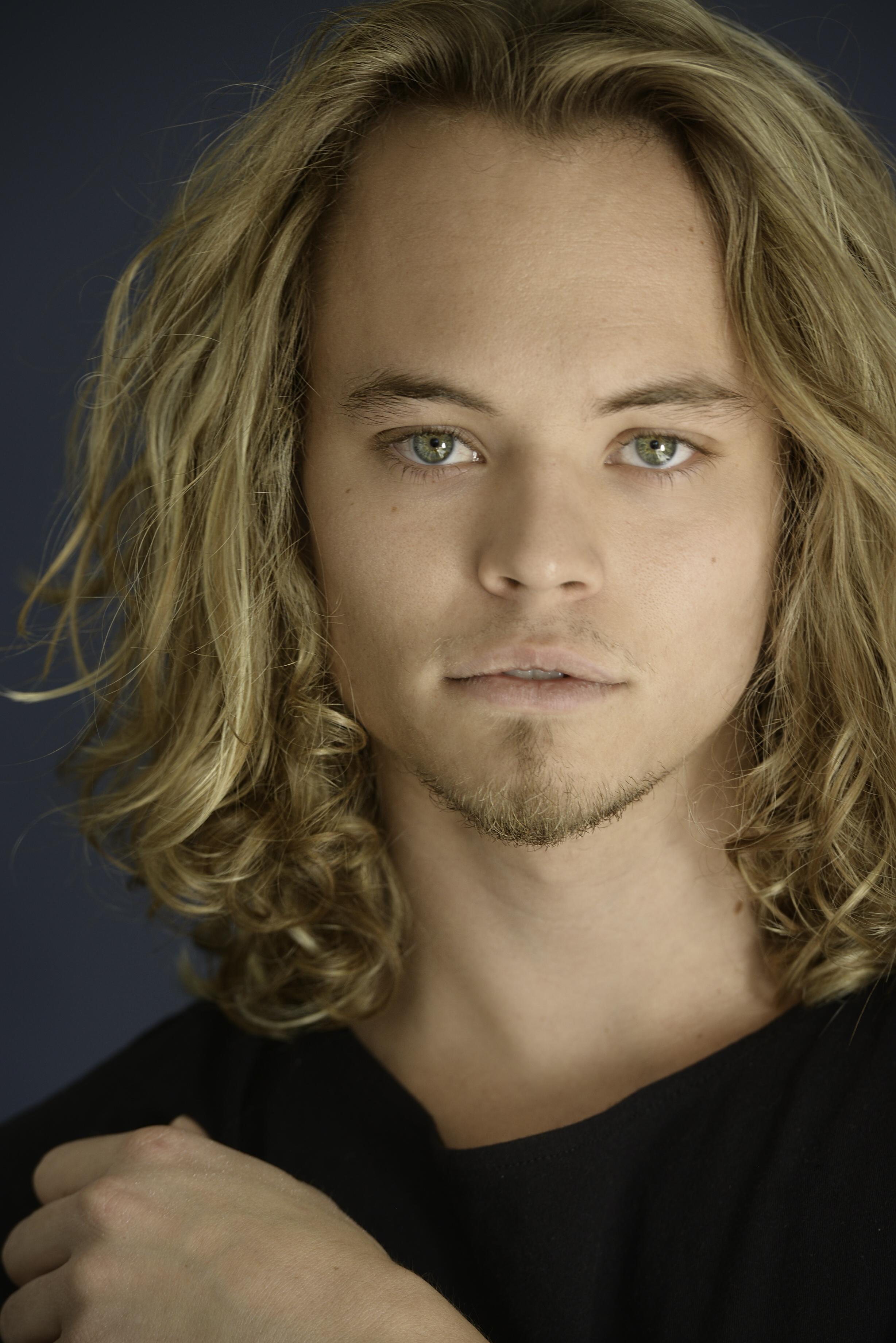 actor Christian Fortune large photo