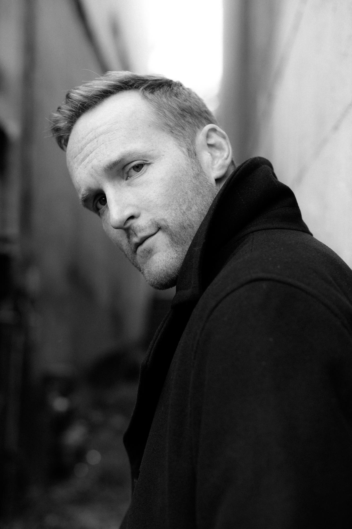 actor Sean Kuling large photo