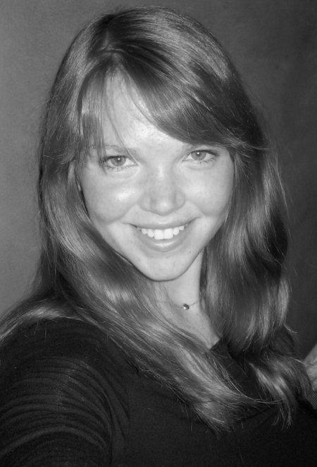 actor Eleanor Wells large photo