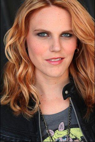 actor Jill Hoiles large photo