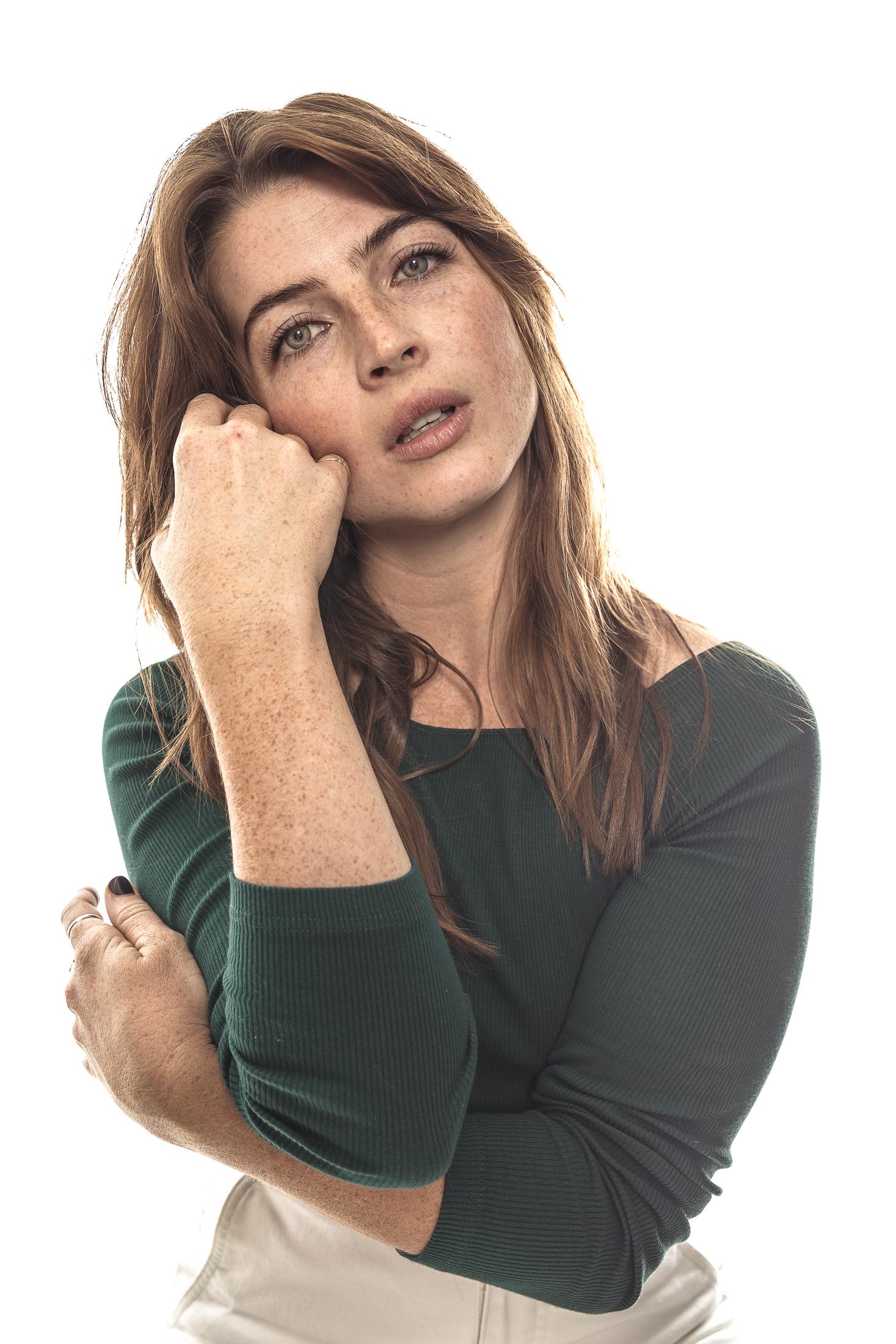 actor Natalie Pelletier large photo