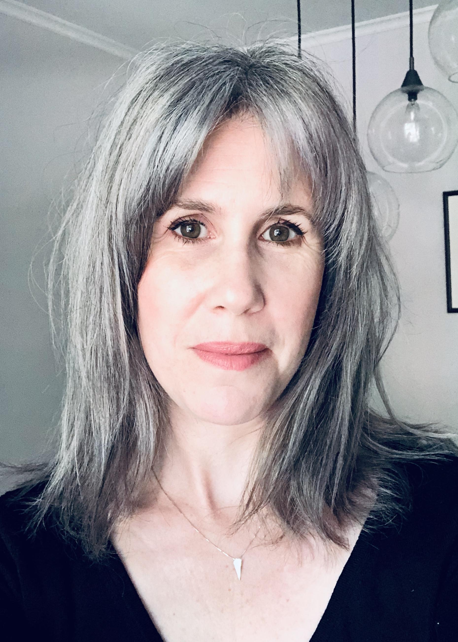 actor Emily Hurson large photo