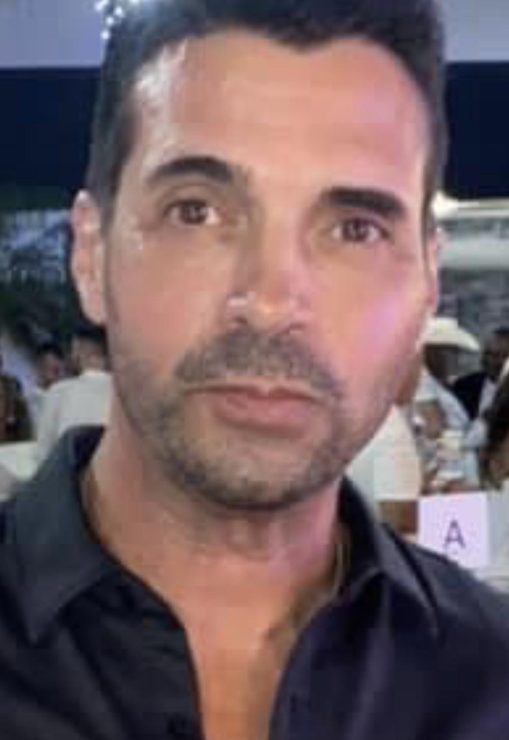 actor Joseph Mangano large photo