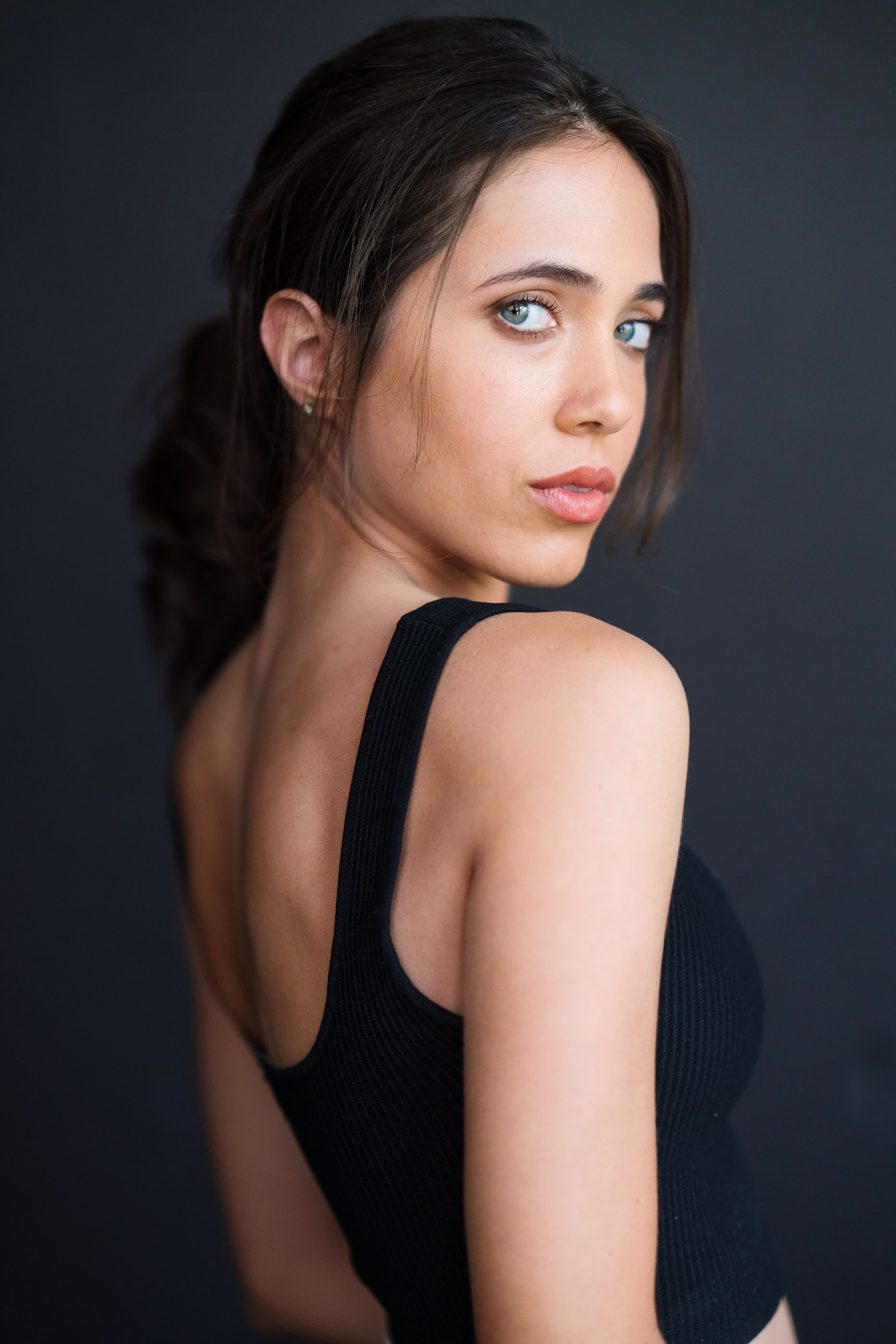 actor Sofia Masson large photo