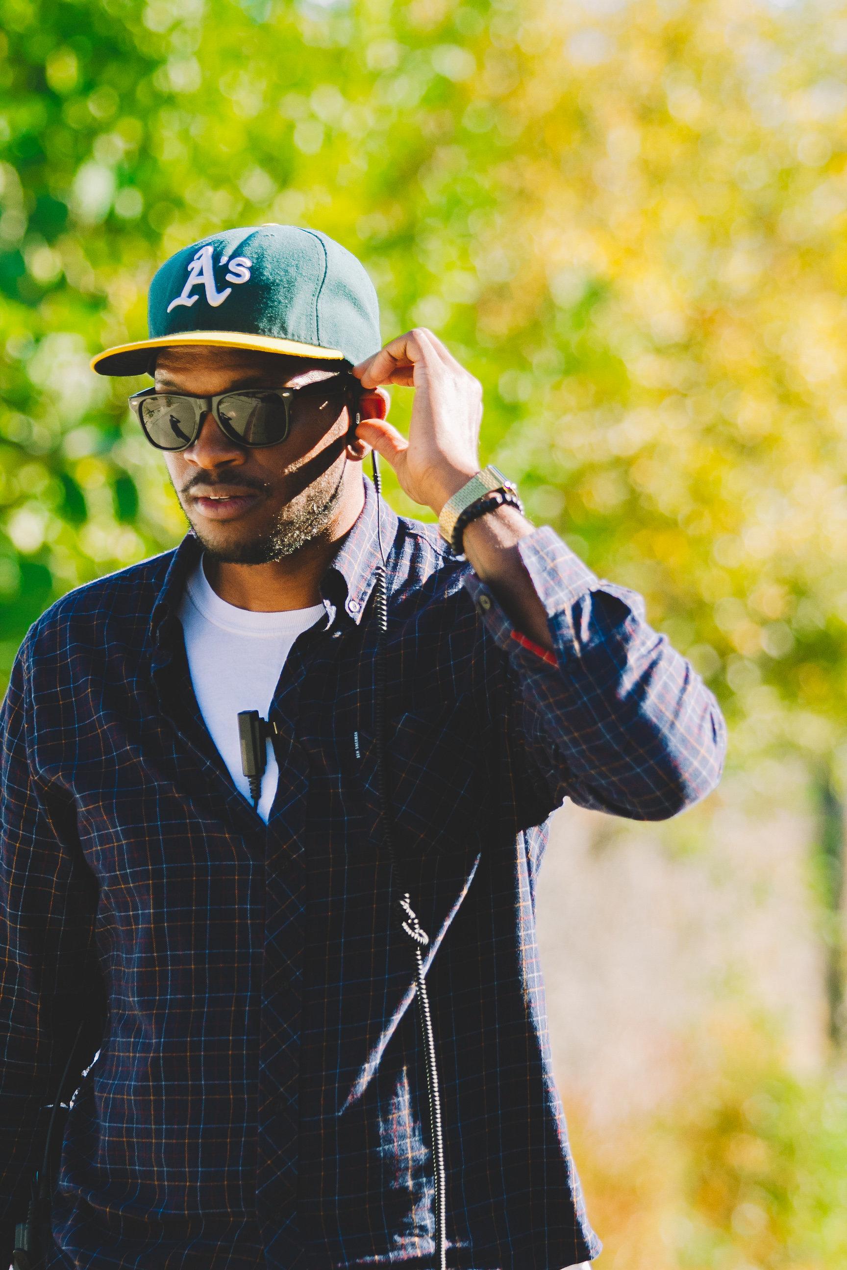 actor Robert Everett Williams Jr. large photo