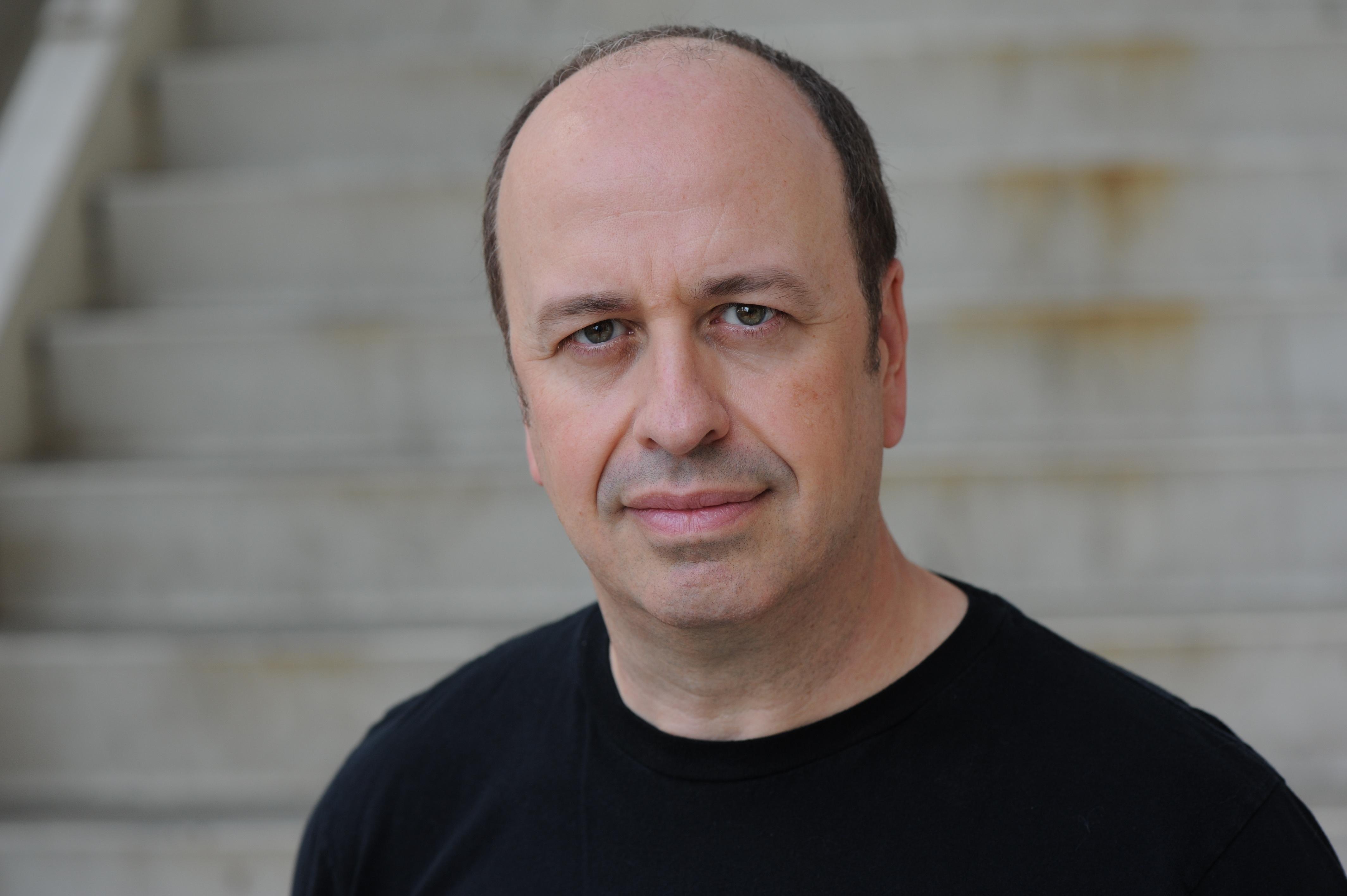 actor Rob Leo Roy large photo