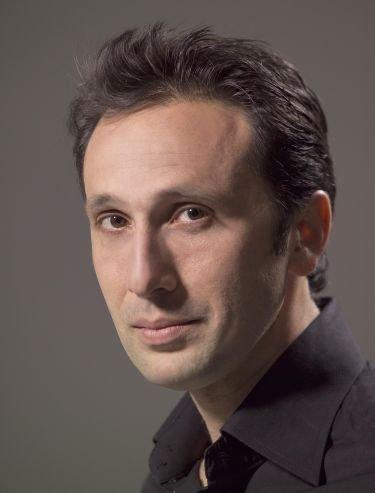 actor Renos Haralambidis large photo