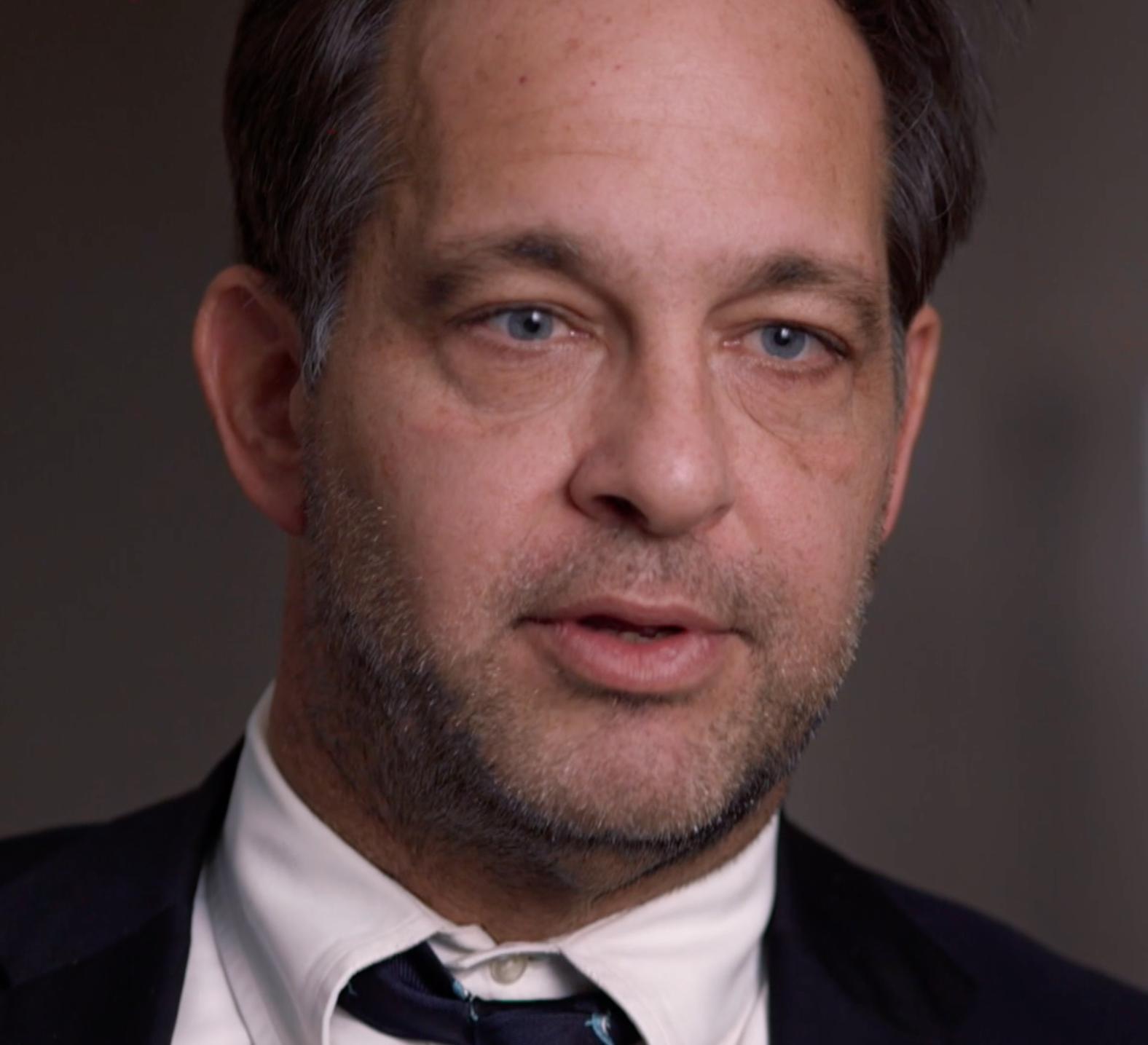 actor Dexter Filkins large photo