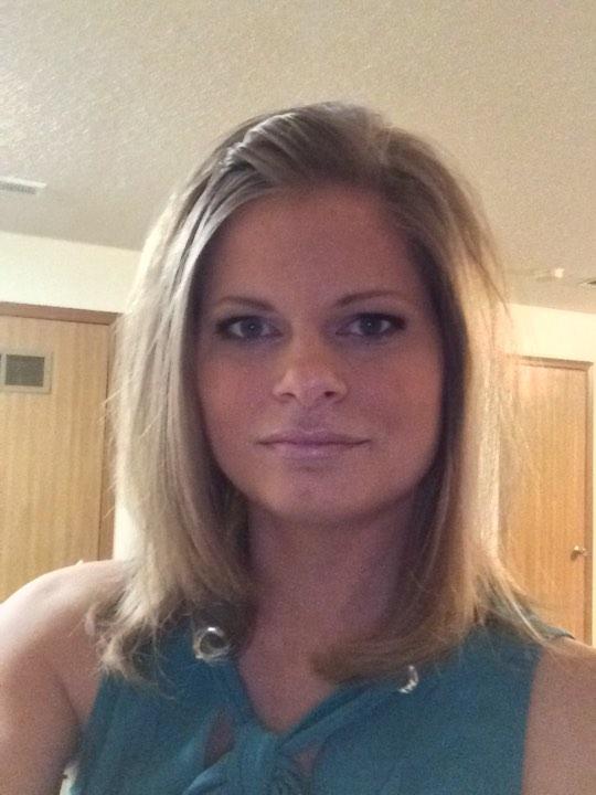 actor Caitlyn Bailey large photo