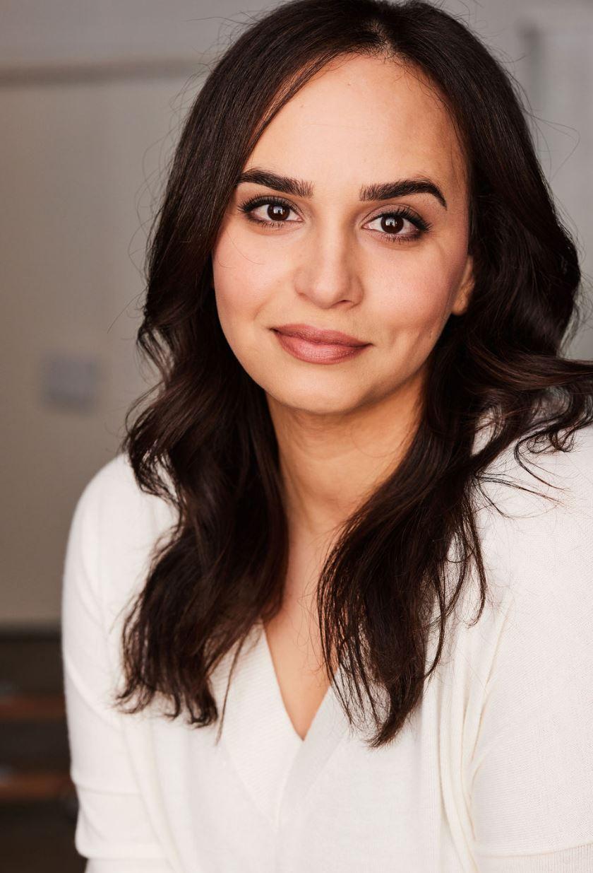 actor Aline Elasmar large photo