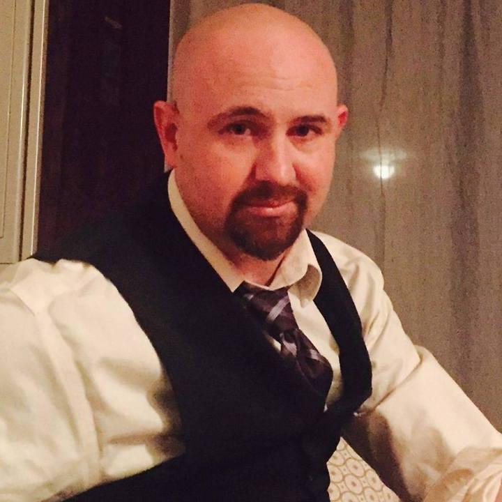 actor Brendan Thompson large photo