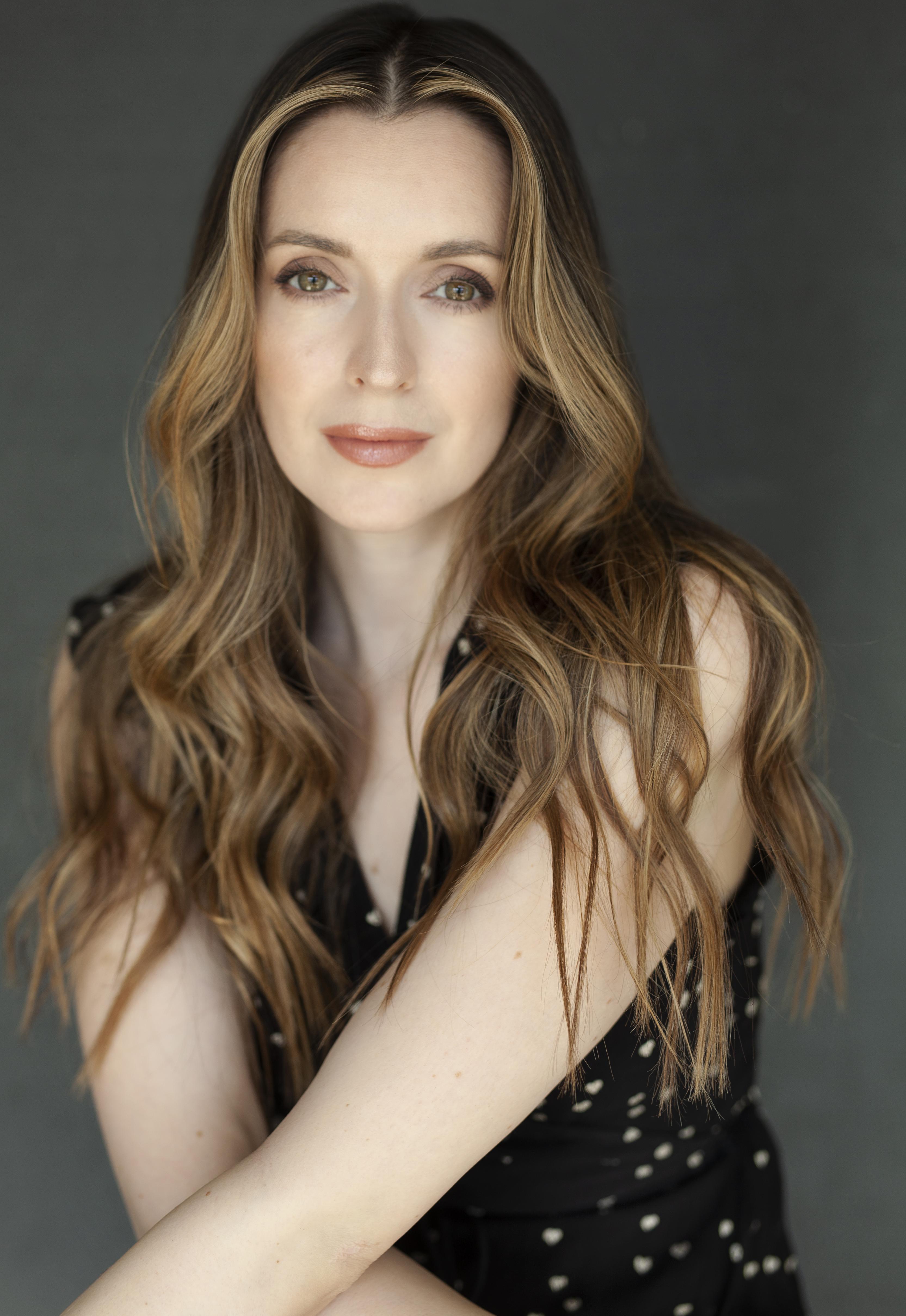 actor Rebecca Roberts large photo