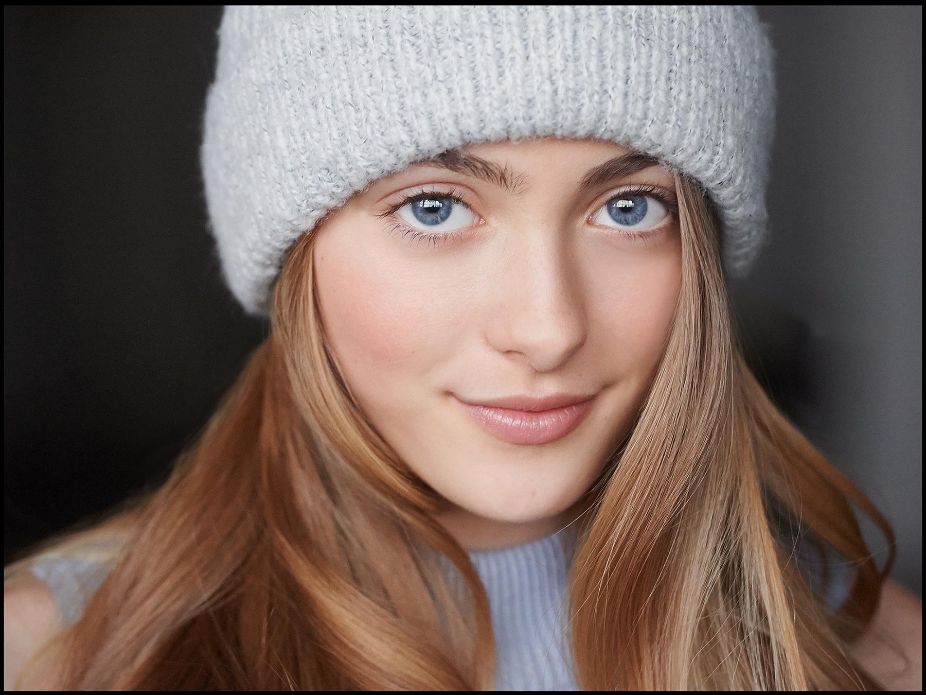 actor Taylor Thorne large photo