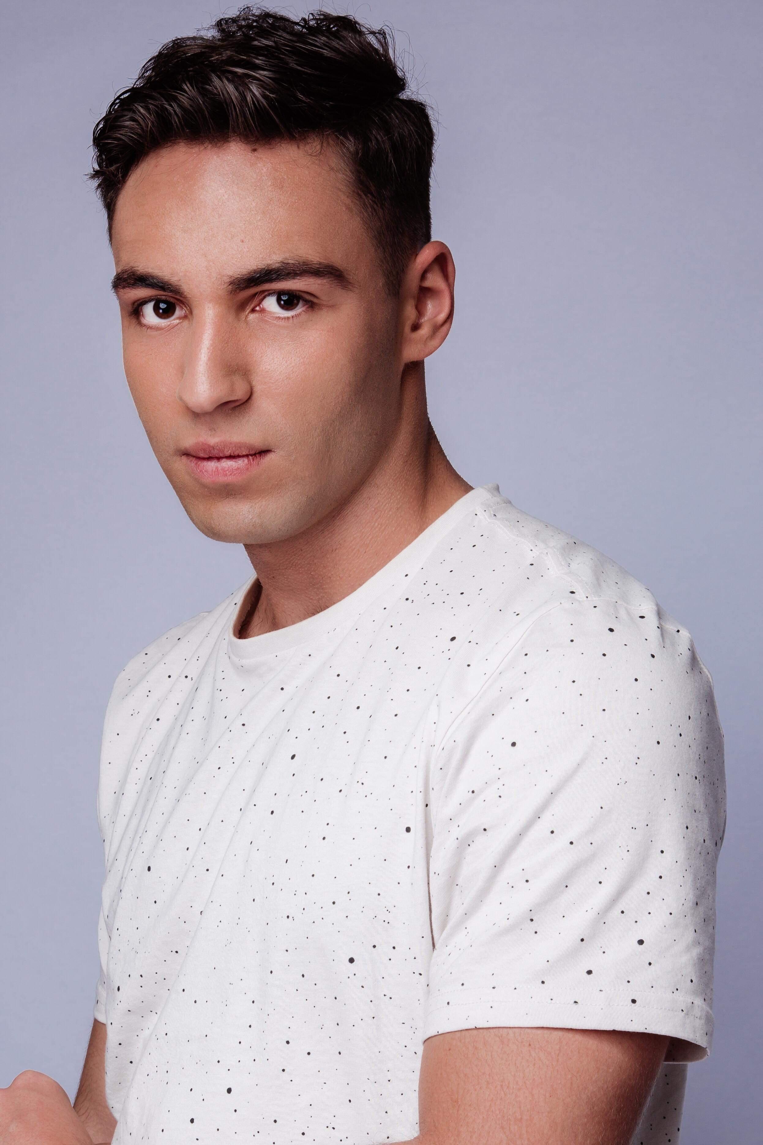 actor Nicholas Andrianakos large photo