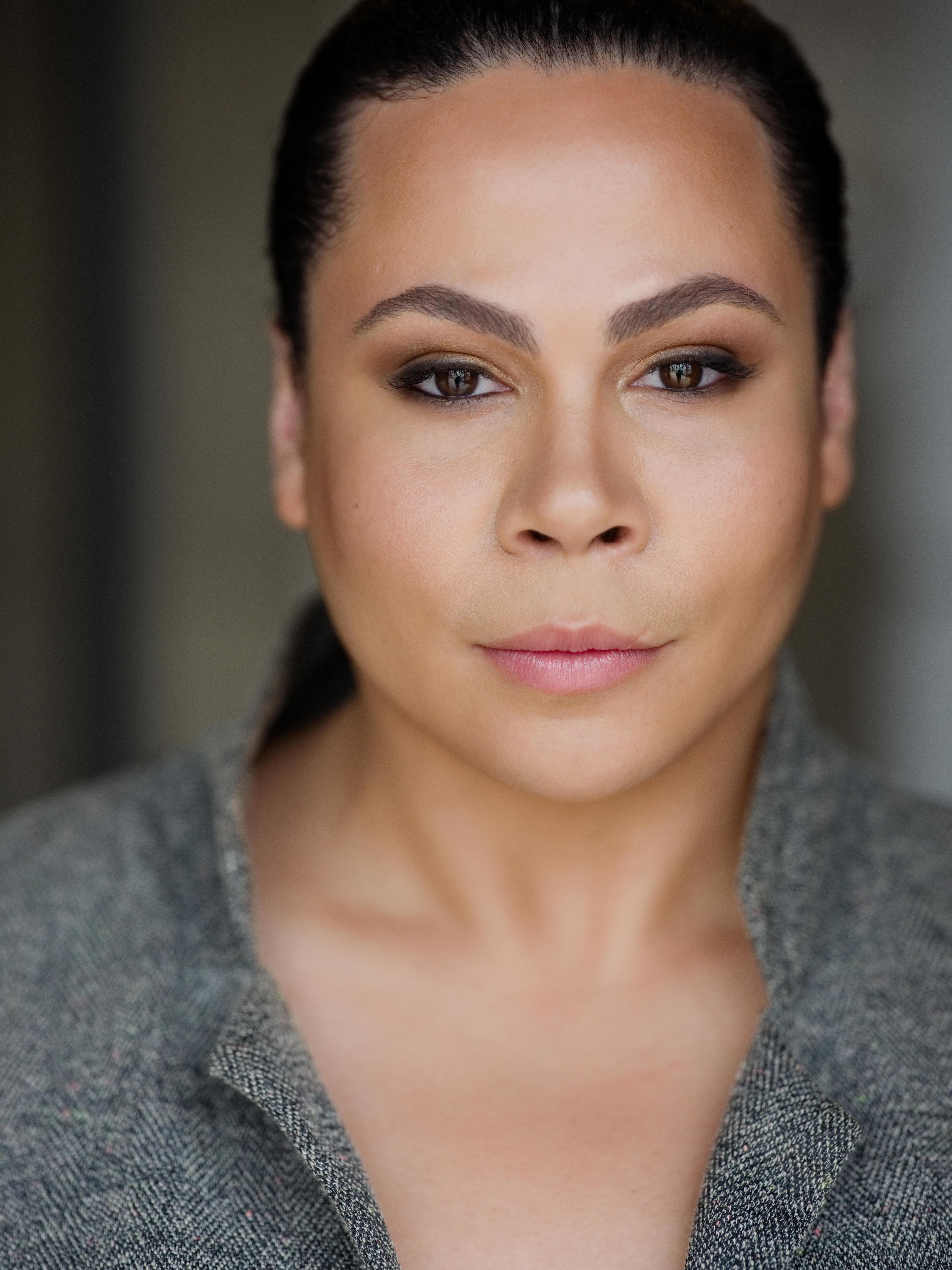 actor Toshi Calderón large photo