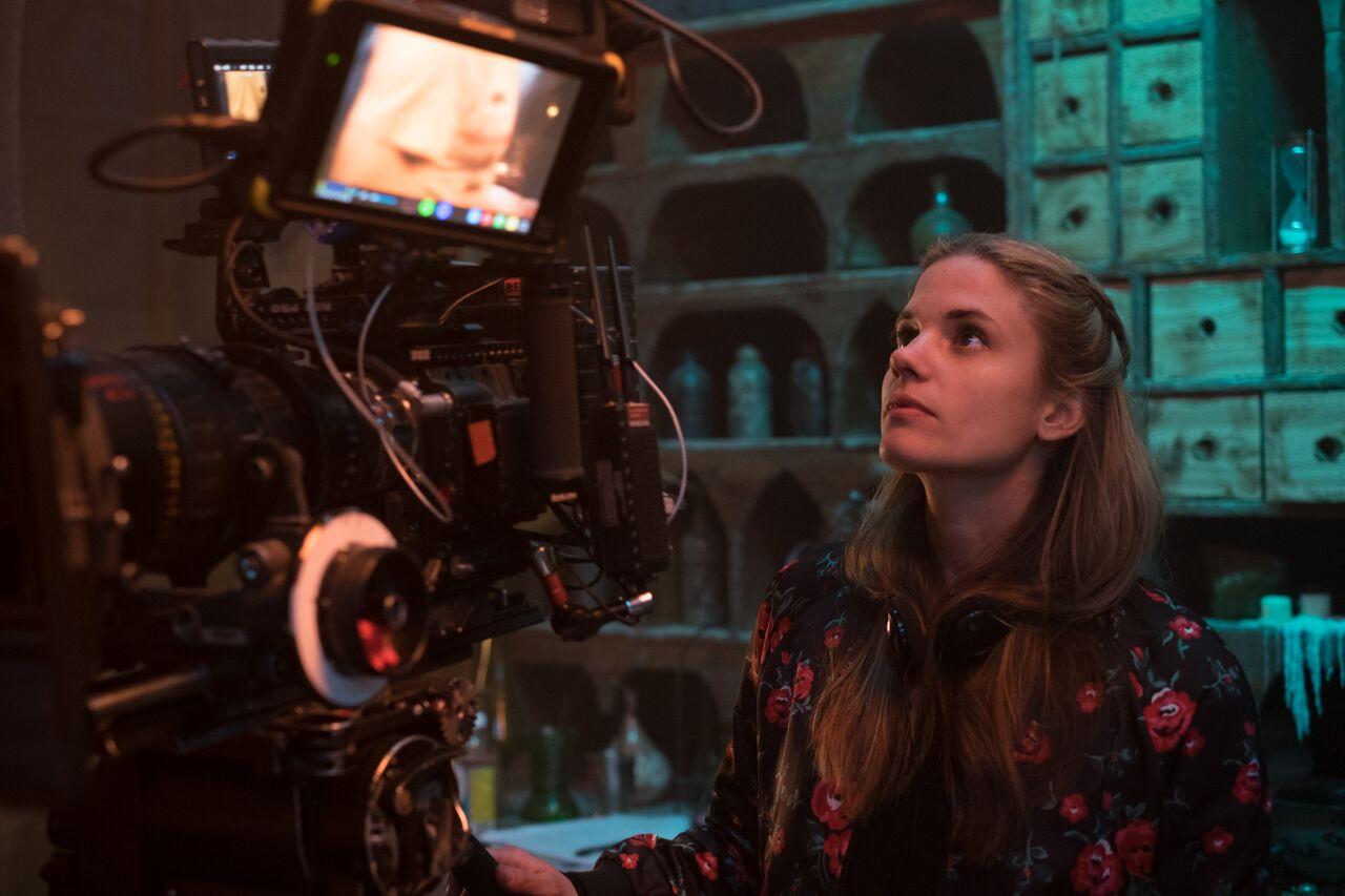 actor Clare Niederpruem large photo