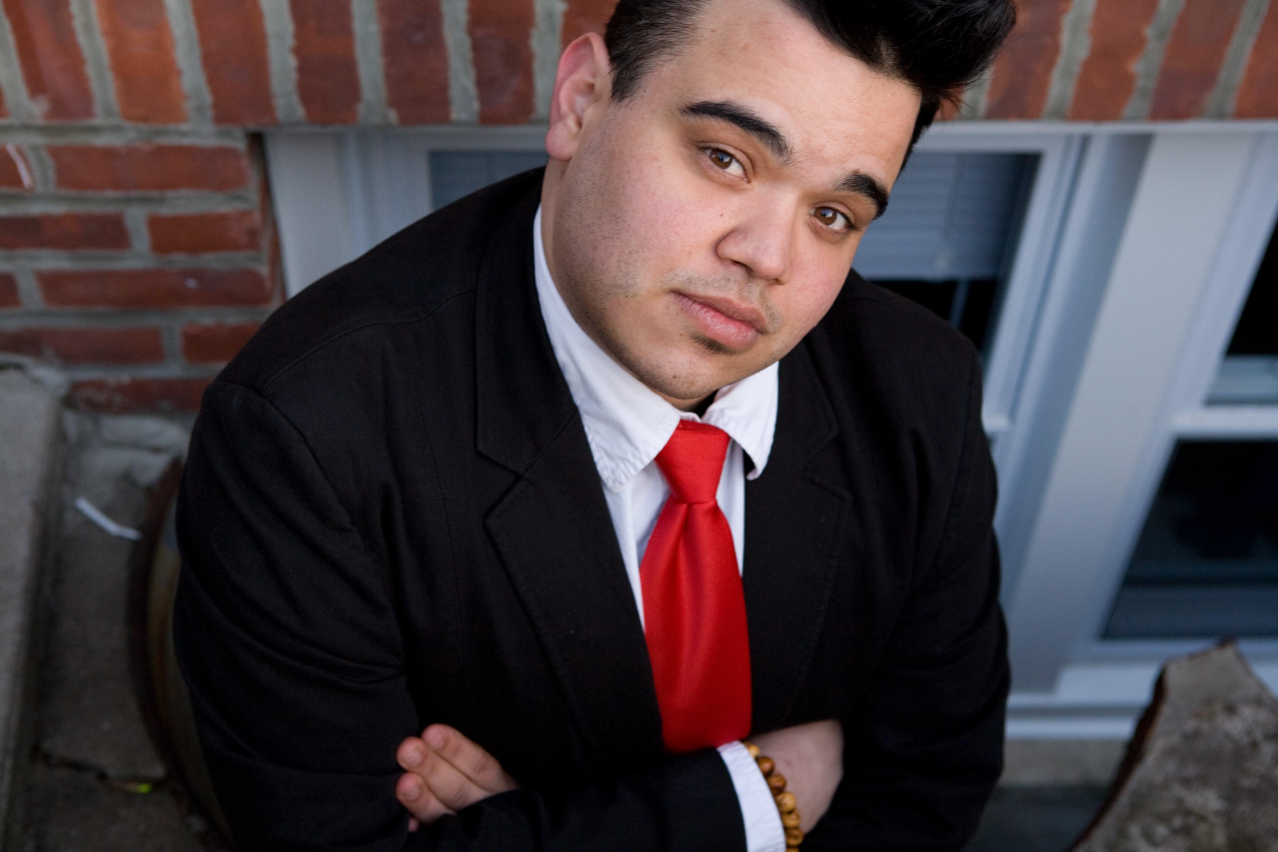 actor Luis Victor Jimenez large photo