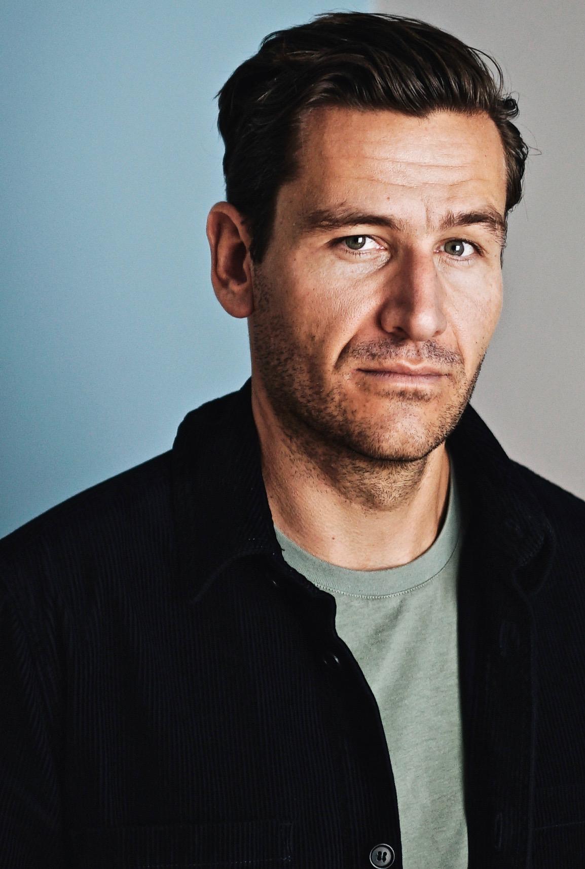 actor Michael Epp large photo